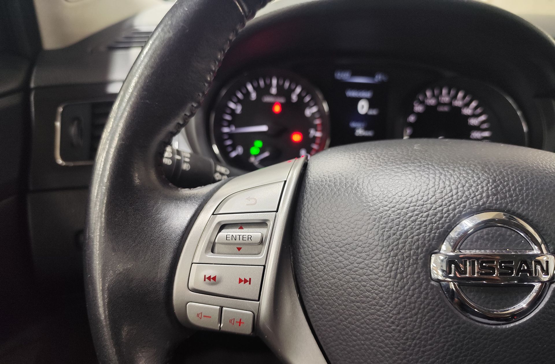 Nissan Pulsar 1.2 DIG-T Acenta - foto 27