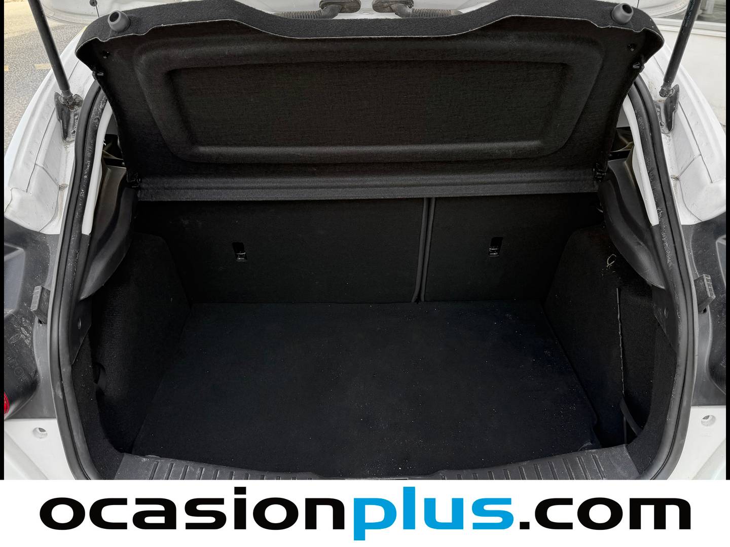 Fotos maletero Ford Focus Ford Focus 1.0 Ecoboost S&S Titanium (125 CV)