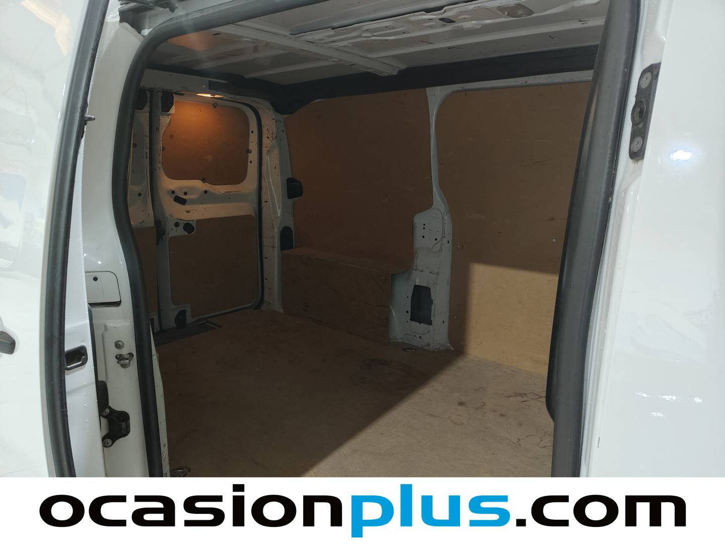 Foto Peugeot Expert Peugeot Expert Furgon BlueHDi 100 Standard (102 CV) siete plazas