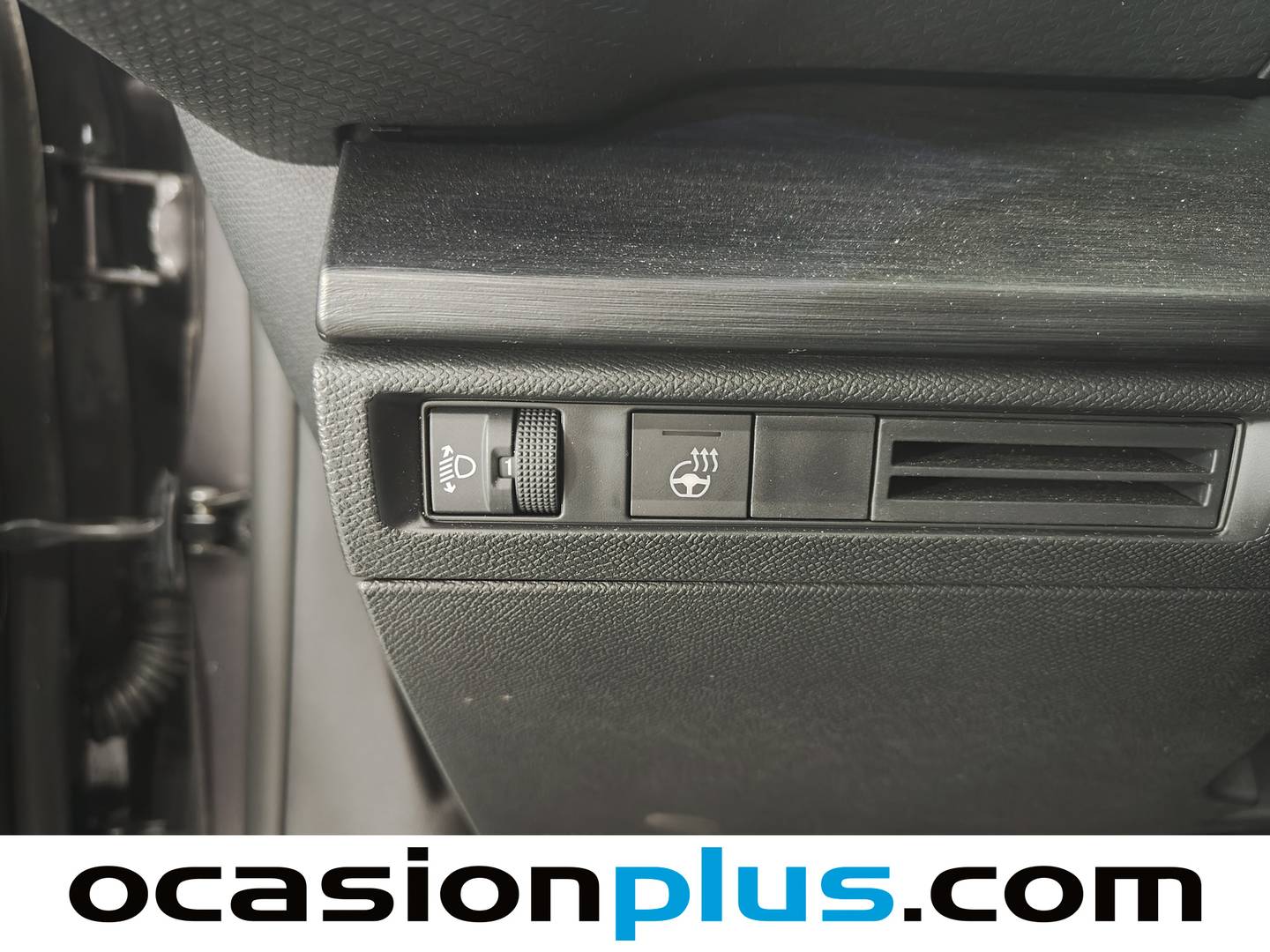 Foto Citroën C5 X Citroen C5 X PureTech 130 S&S Plus EAT8 (130 CV)