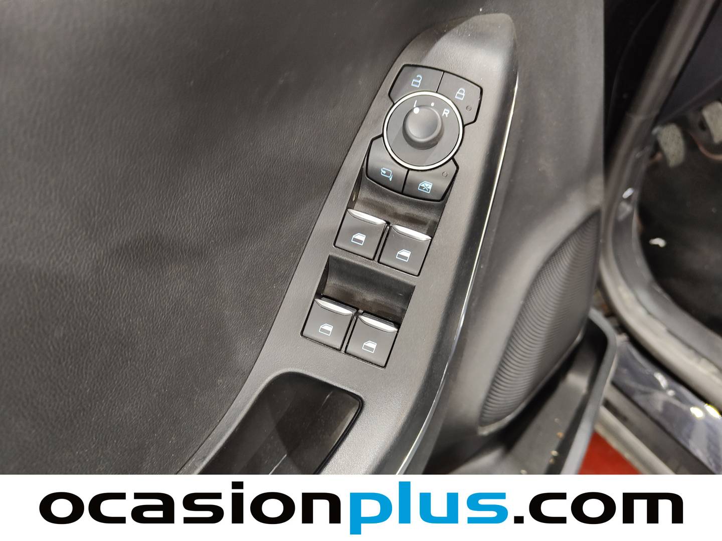 Foto Ford Puma Ford Puma 1.0 EcoBoost MHEV ST-Line X (125 CV)