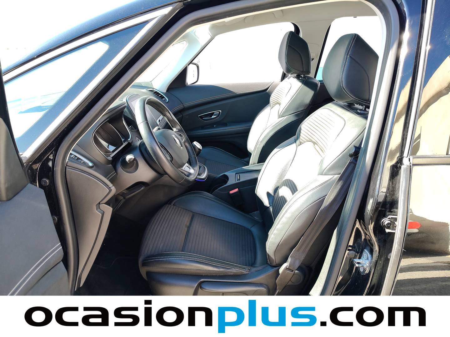Foto asientos delanteros Renault Grand Scénic Renault Grand Scenic Zen TCe (160 CV) GPF 7 Plazas