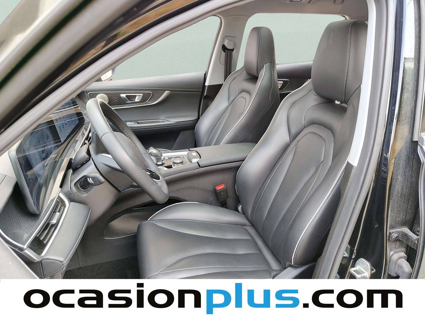 Foto asientos delanteros EBRO S700 EBRO S700 1.6 TGDI Luxury 7 DCT (147 CV)