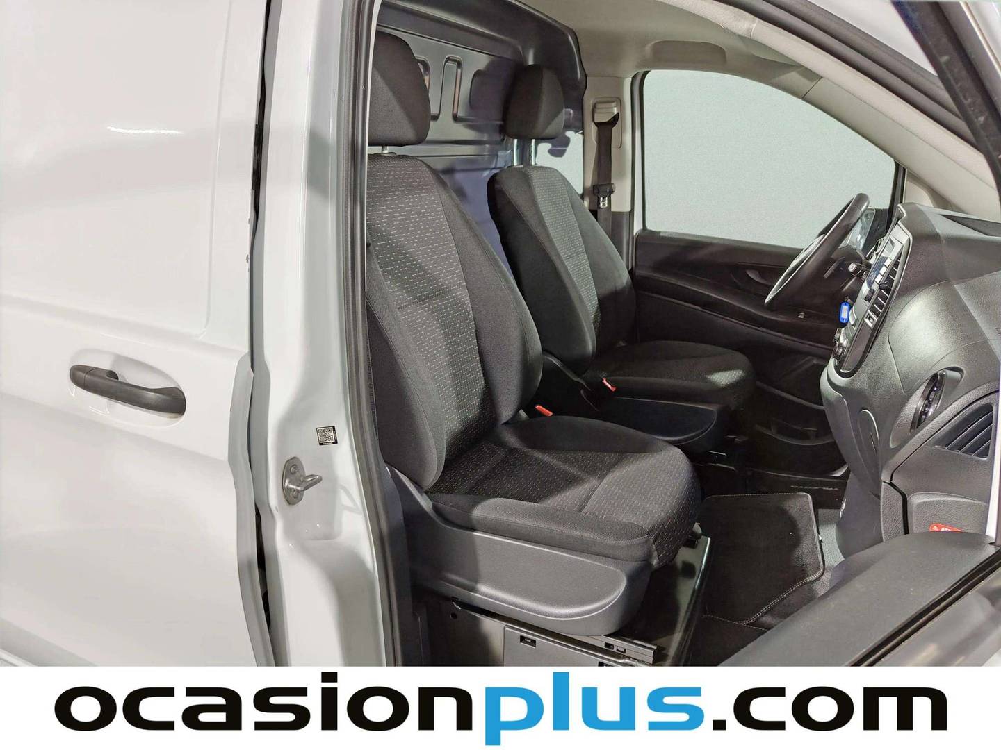 Foto Mercedes Vito Mercedes-Benz Vito Furgon 114 CDI Pro larga AT (136 CV)