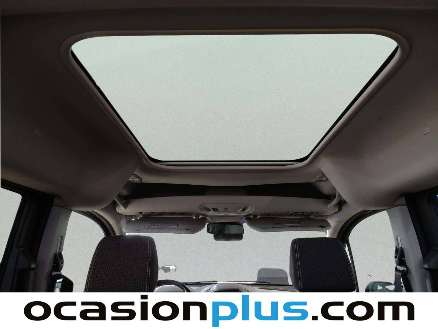 Extras y acabados del Ford Tourneo Connect Ford Tourneo Connect Connect 1.5 TDCI Titanium Auto (120 CV)