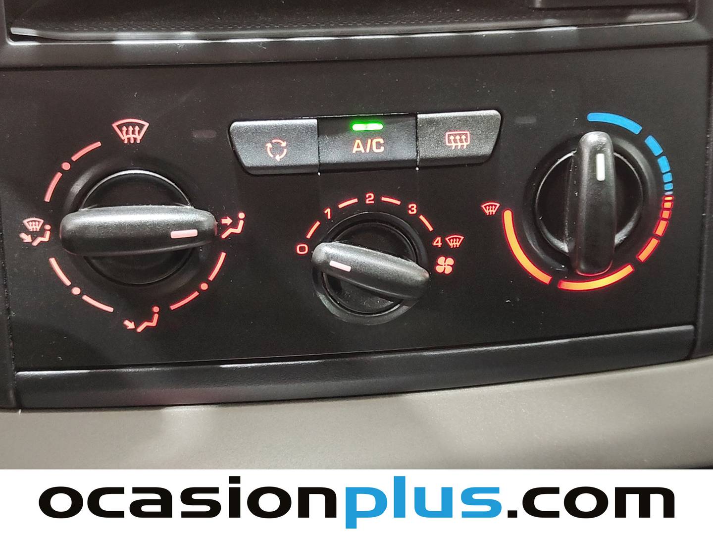 Foto Citroën Berlingo Citroen Berlingo Combi BlueHDi 100 Multispace Live Edition (100 CV)