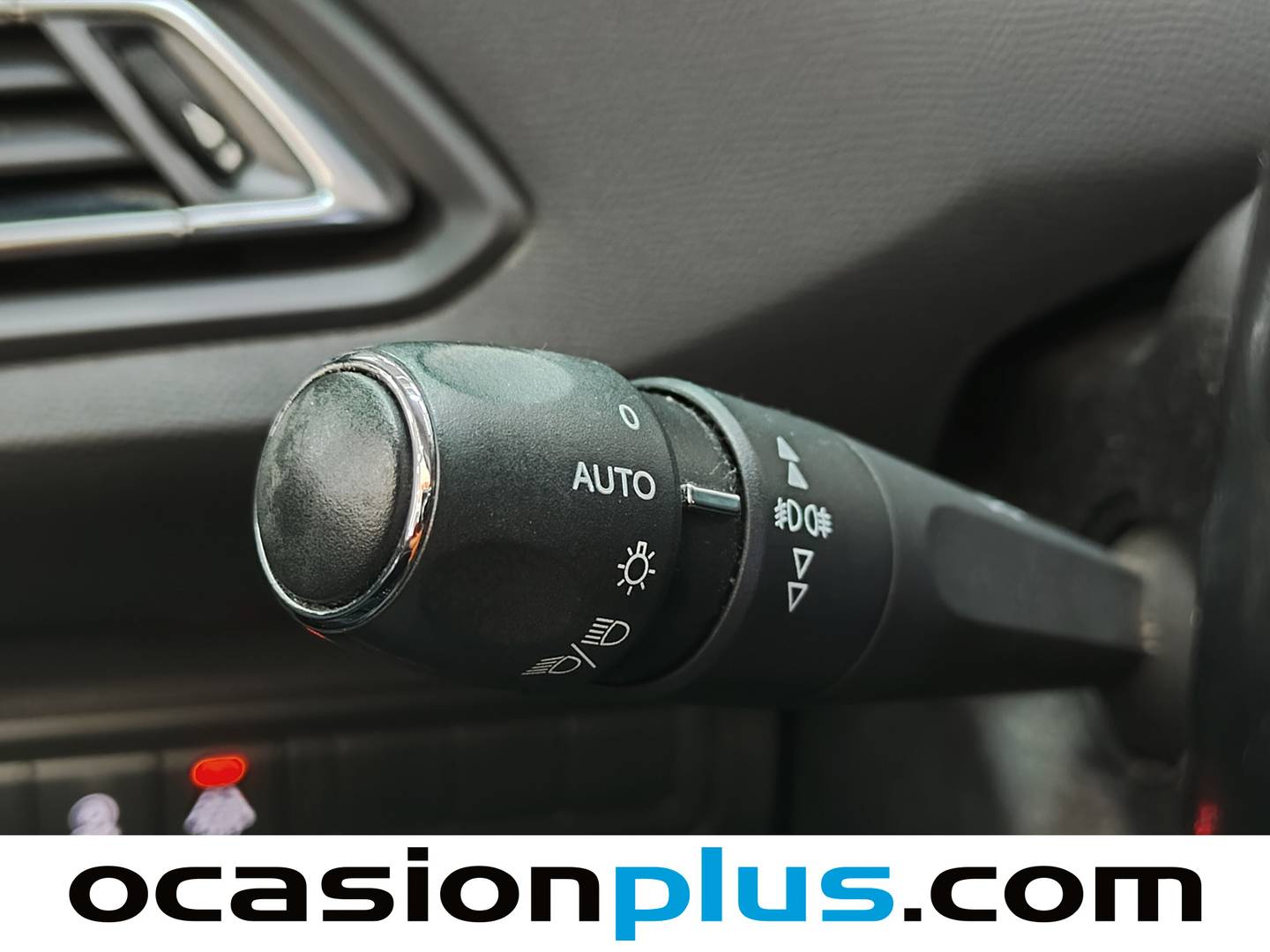 Peugeot 308 Peugeot 308 PureTech 110 S&S Style (110 CV) seminuevo