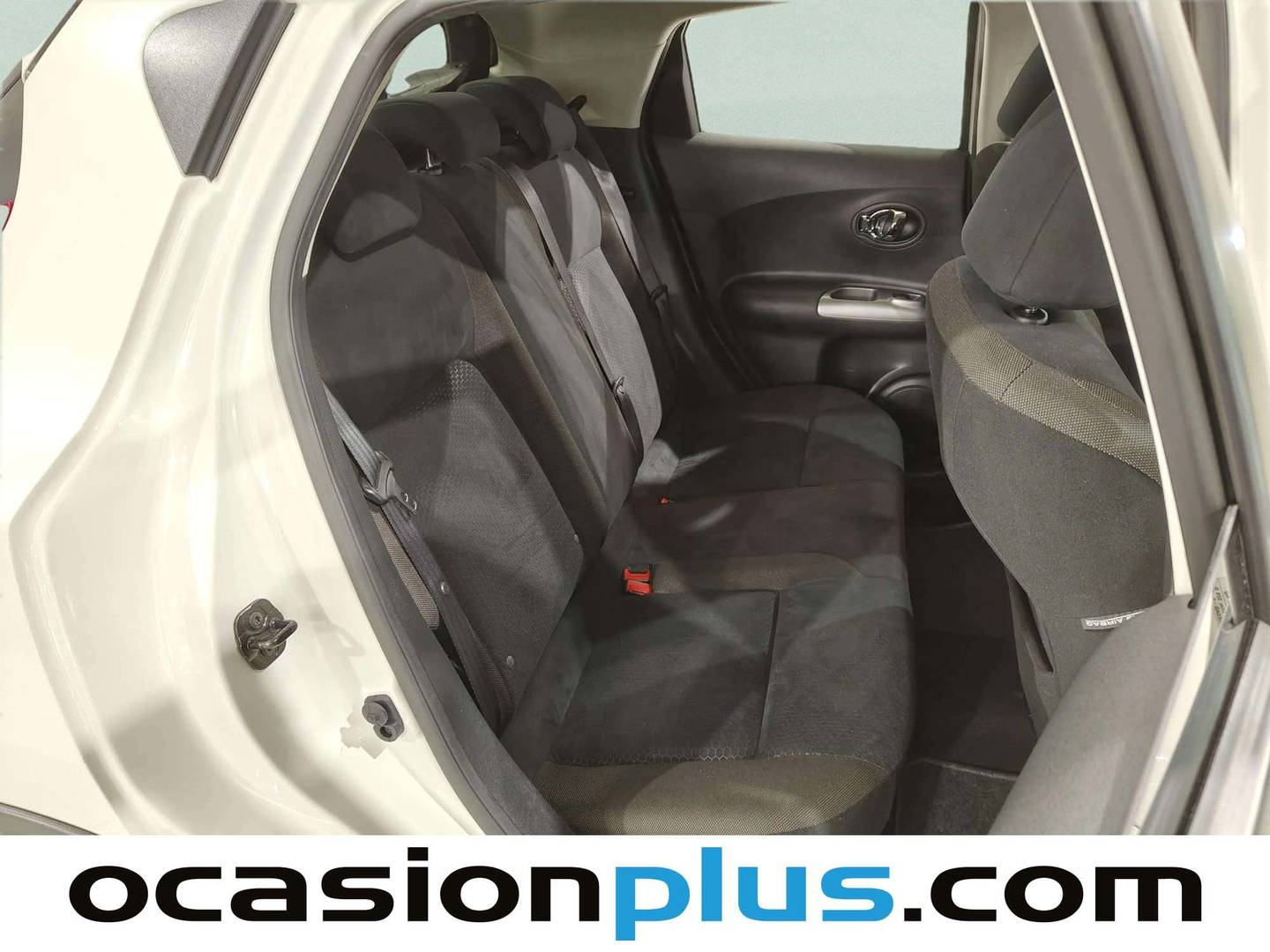 Foto Nissan JUKE Nissan Juke 1.6 Acenta Connect 4X2 (117 CV)