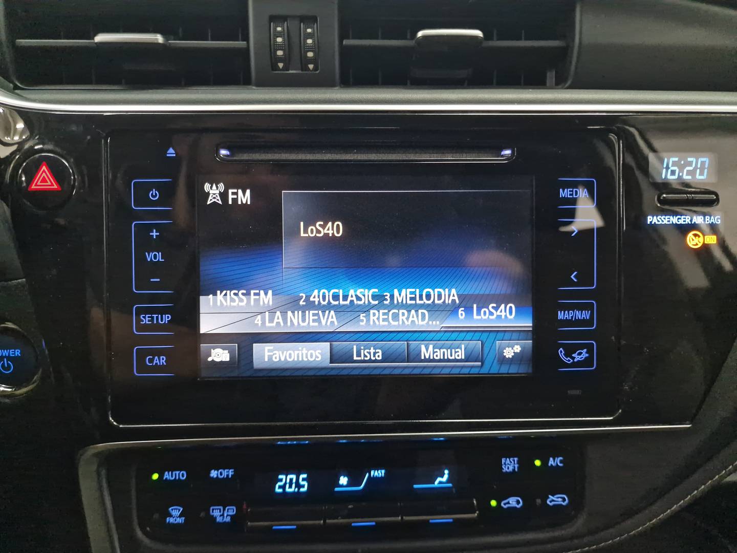 Foto Toyota Auris Toyota Auris 140H Hybrid Active (136 CV)