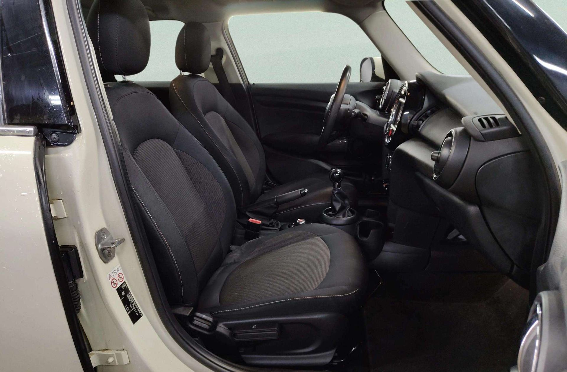 MINI Cooper One - foto 19