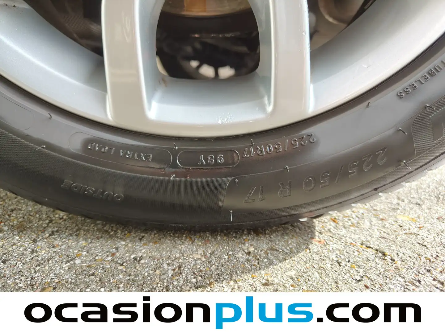 Foto Volvo V40 Cross Country Volvo V40 Cross Country Cross Country T3 Pro Auto  (152 CV)