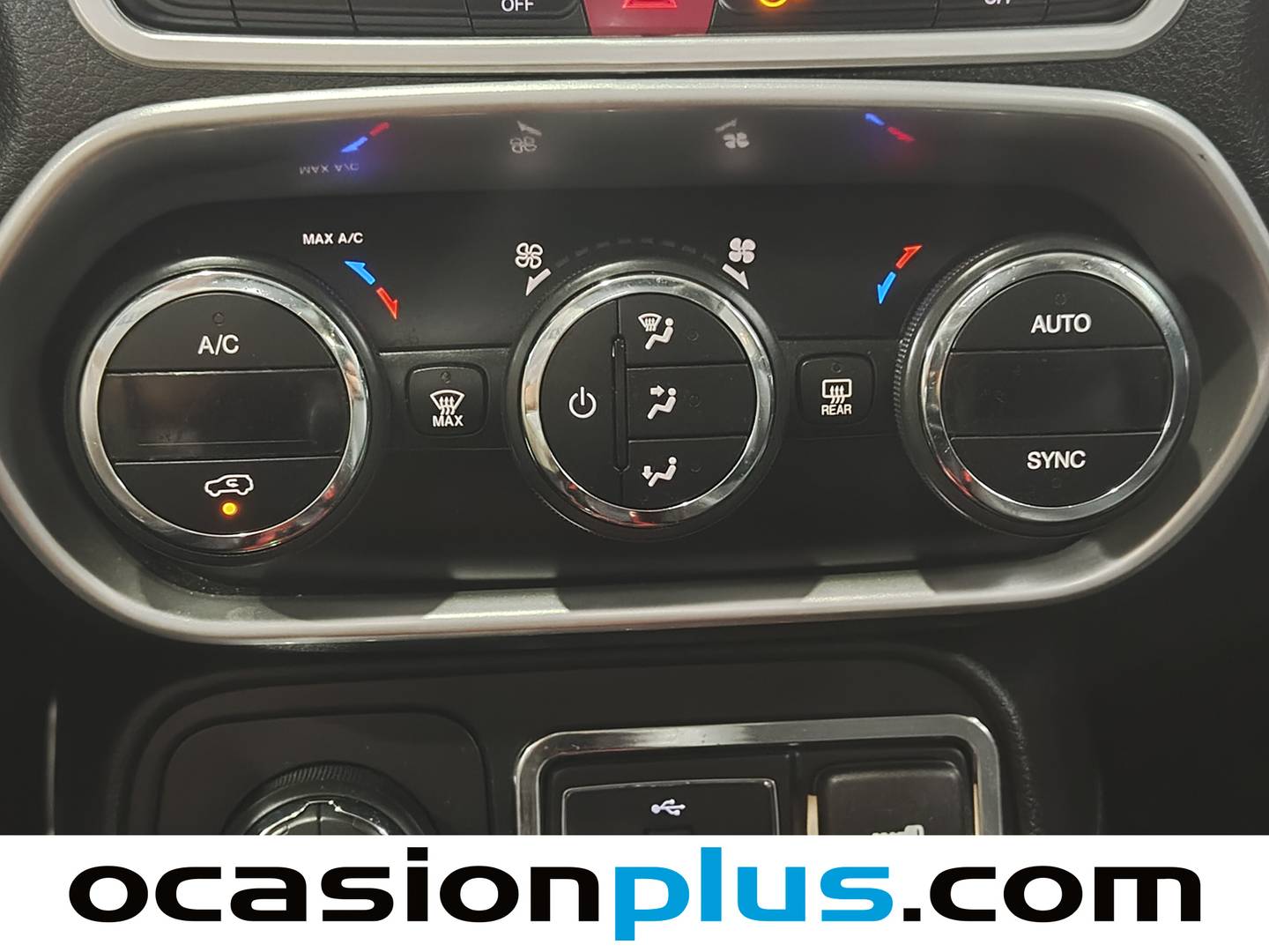 Foto Jeep Renegade Jeep Renegade 2.0 Multijet Trailhawk 4x4 AD Low Auto (170 CV)