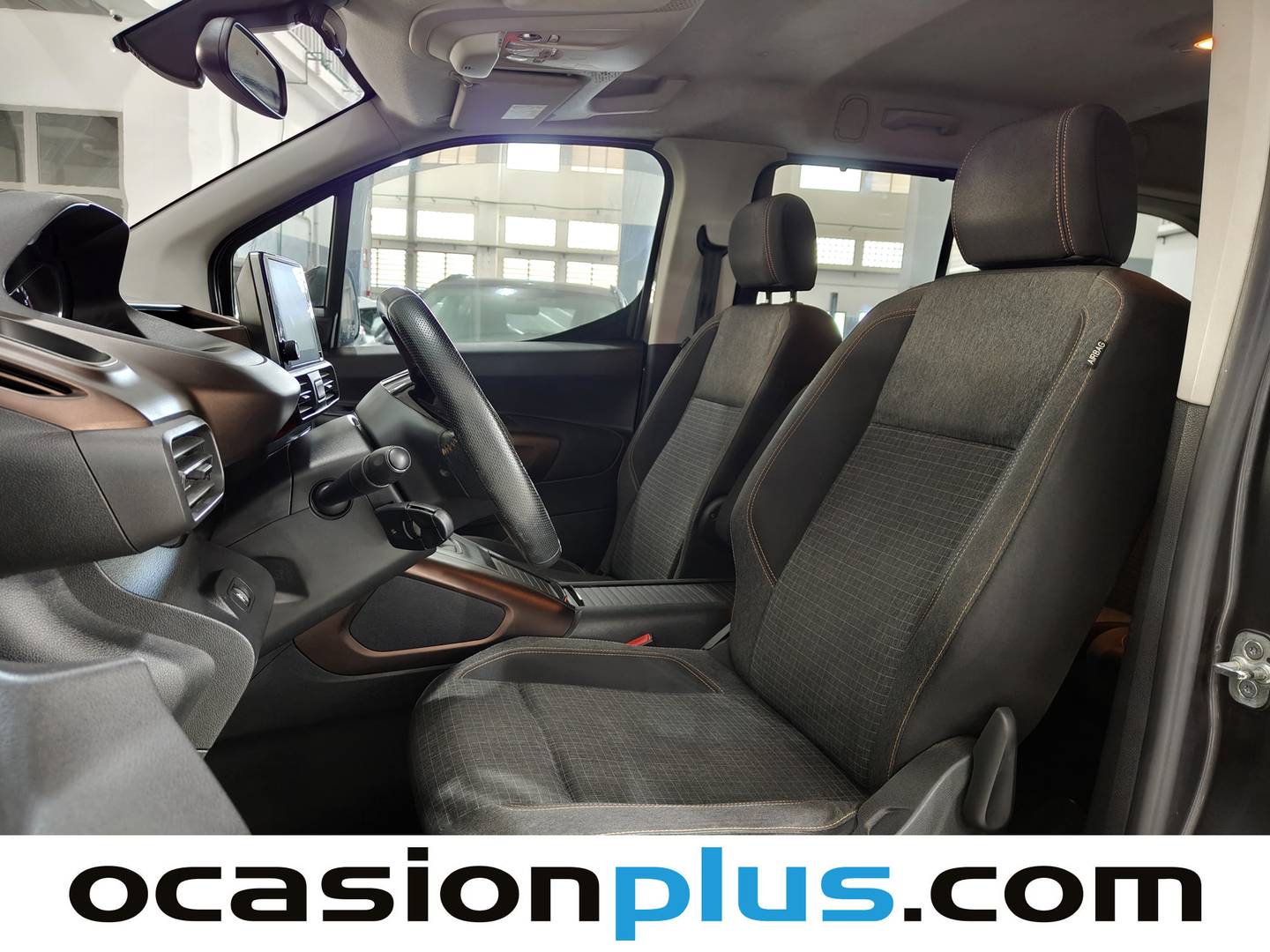 Foto asientos delanteros Peugeot Rifter Peugeot Rifter BlueHDi 130 GT Long (130 CV) 7 Plazas