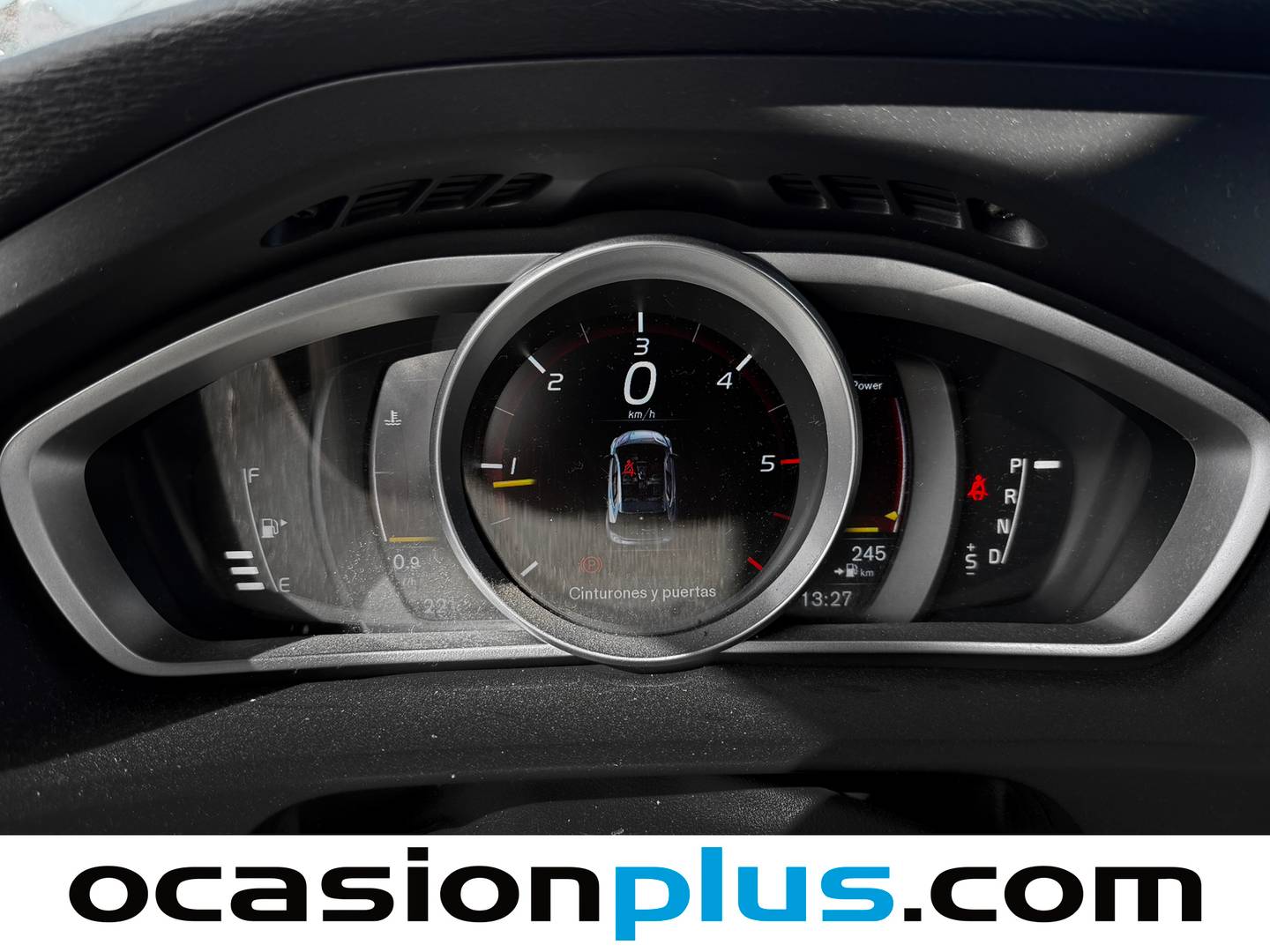 Foto Volvo V40 Volvo V40 D3 Momentum Auto (150 CV)