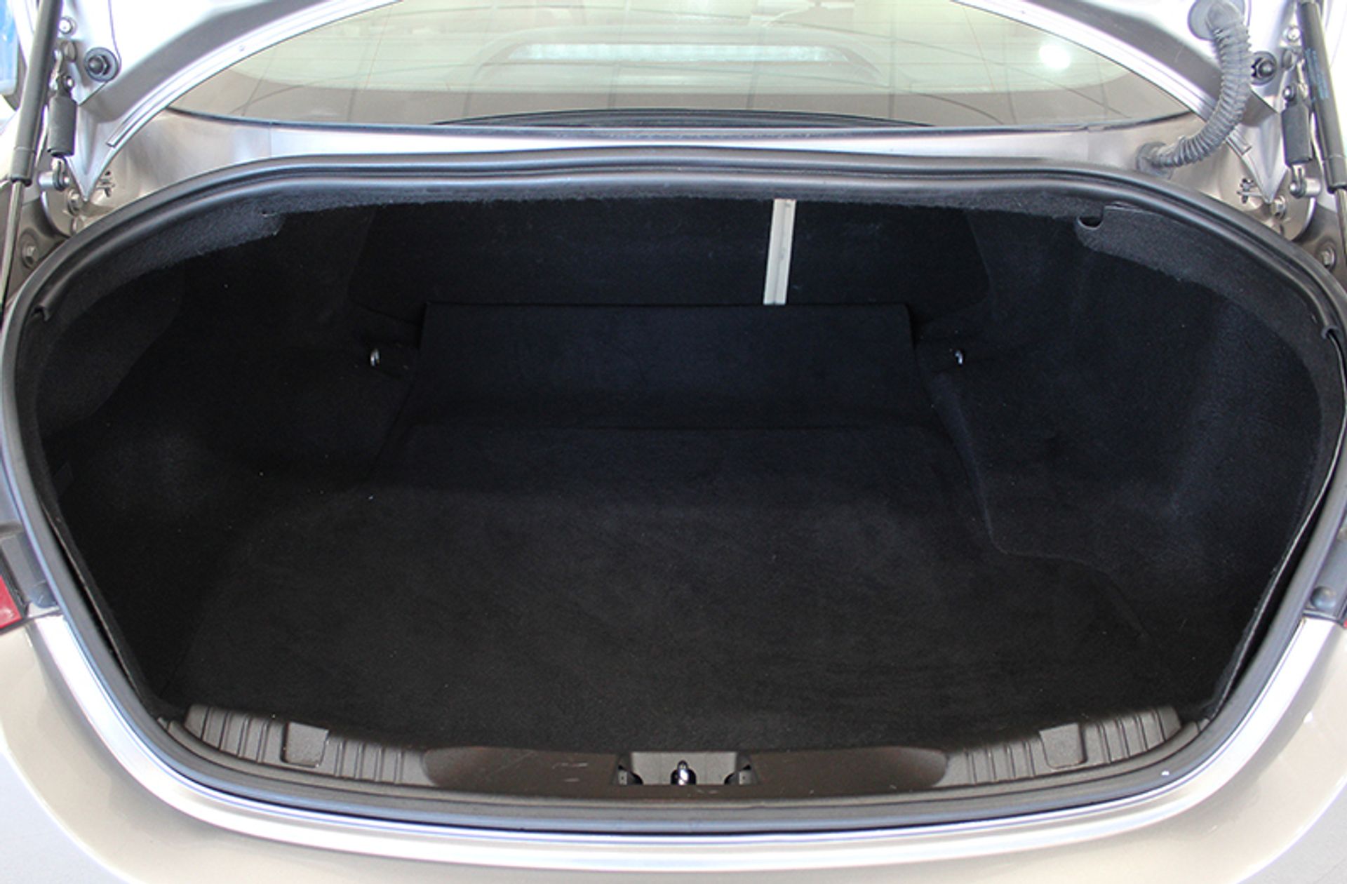 Jaguar XF 3.0 V6 Luxury - foto 13