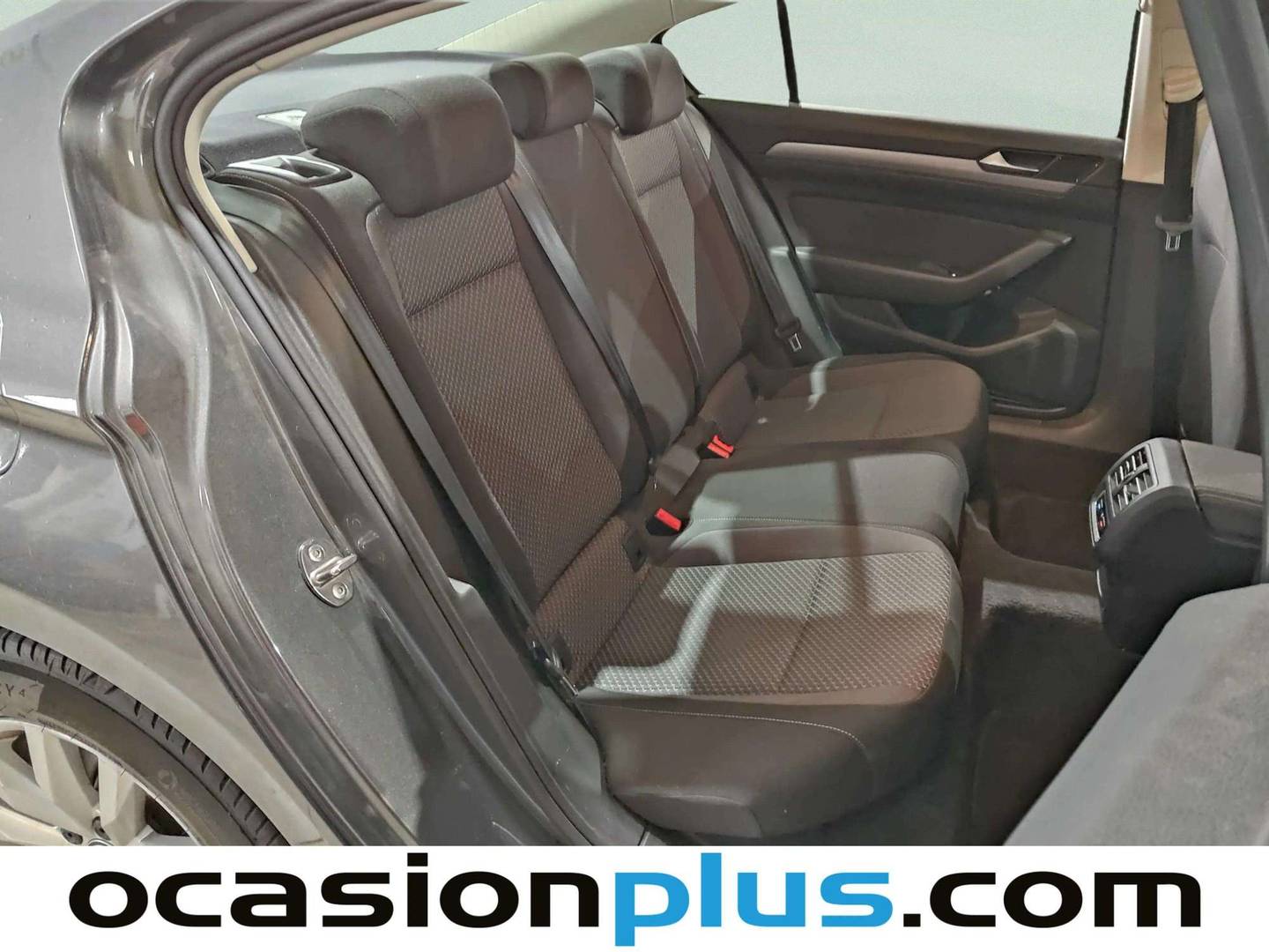 Foto Volkswagen Passat Volkswagen Passat Edition 1.6 TDI BMT (120 CV)