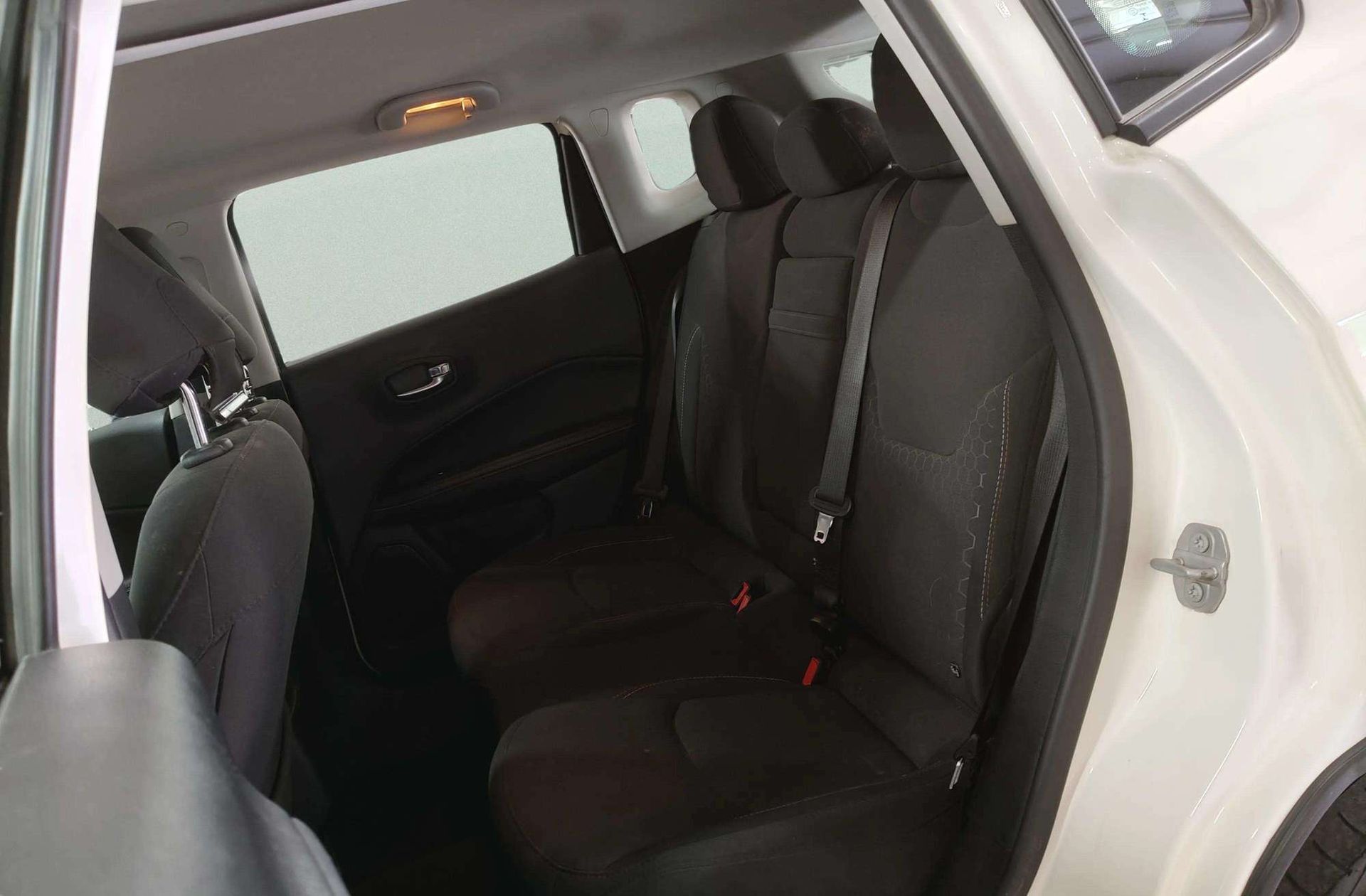 Jeep Compass 1.6 MultiJet Longitude 4x2 - foto 9