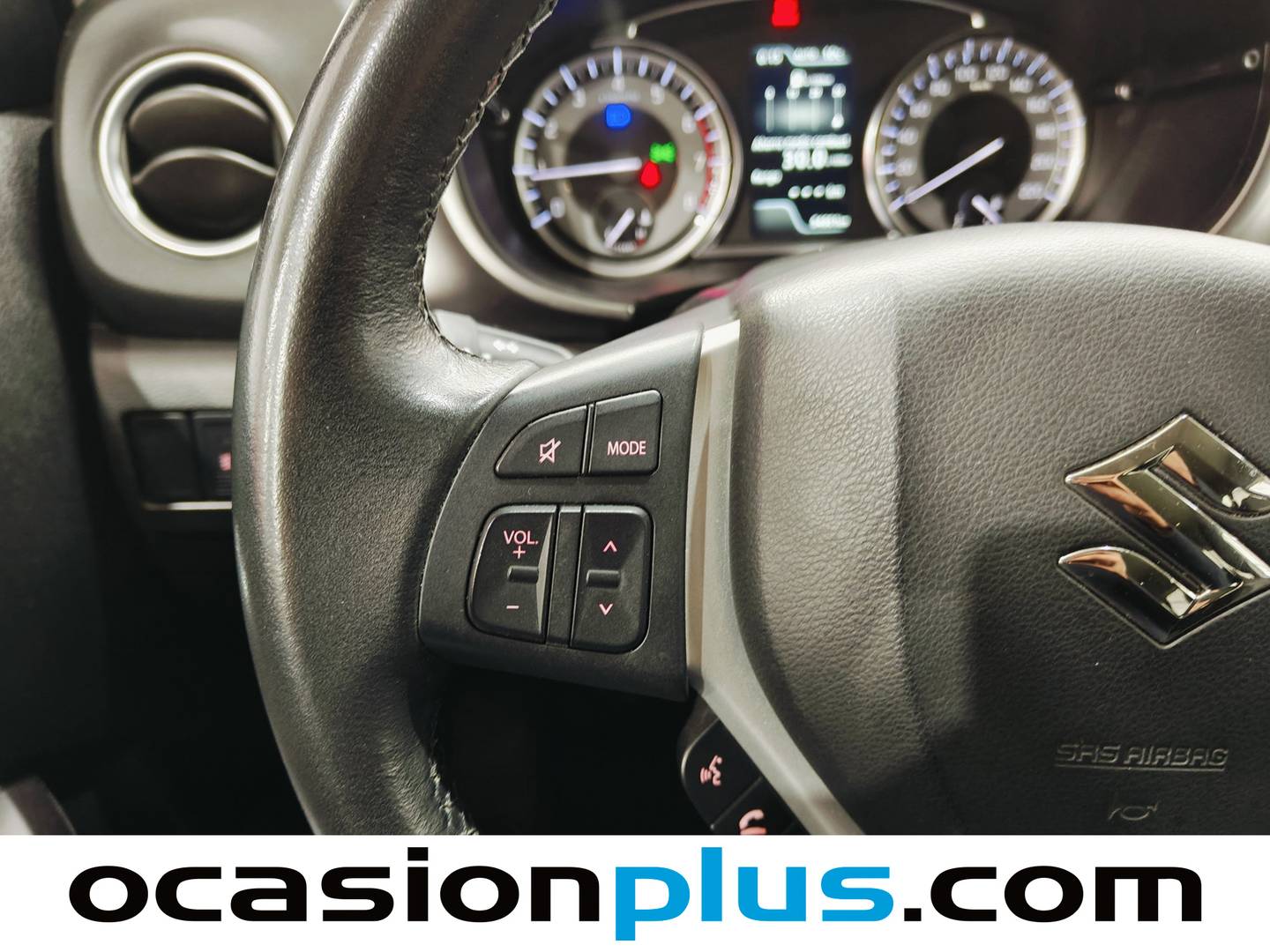 Foto Suzuki Vitara Suzuki Vitara 1.4 T Mild Hybrid GLE 4WD (129 CV)