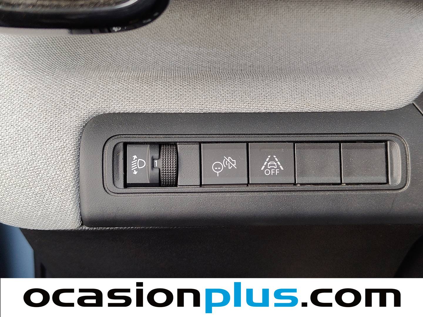 Citroën C3 Aircross Citroën C3 Aircross Hybrid 145 Plus e-DCS6 (145 CV) al mejor precio