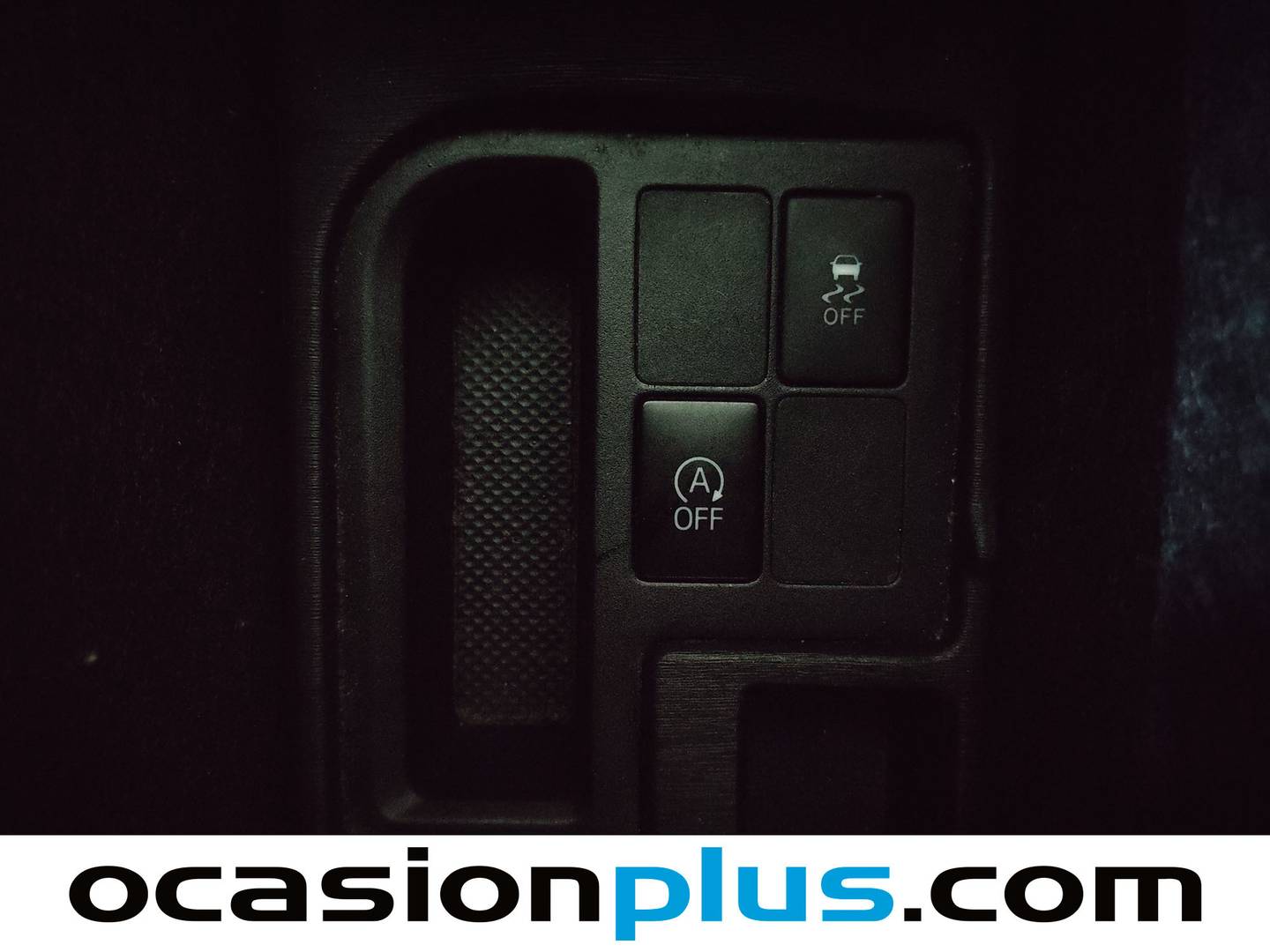 Equipamiento del Toyota Yaris Toyota Yaris 100 Active (99 CV)