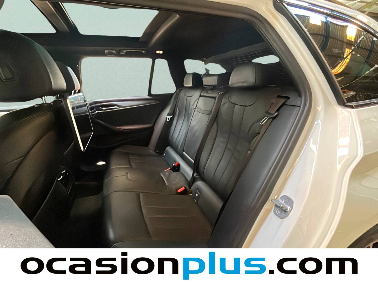 Foto asientos traseros BMW Serie 5 BMW Serie 5 520i Touring 135 kW (184 CV) Pack M