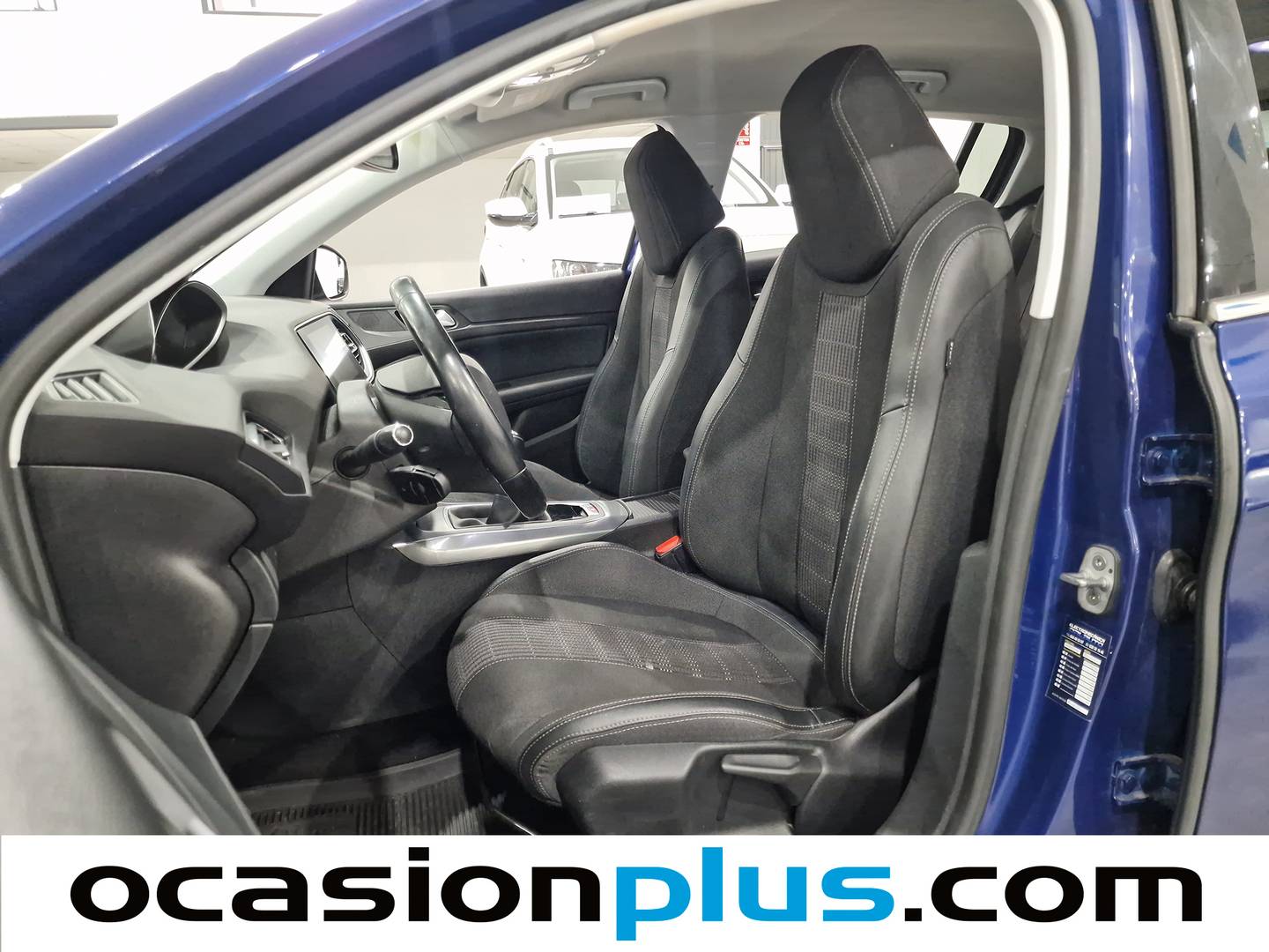 Foto asientos delanteros Peugeot 308 Peugeot 308 BlueHDi 130 S&S Allure (130 CV)