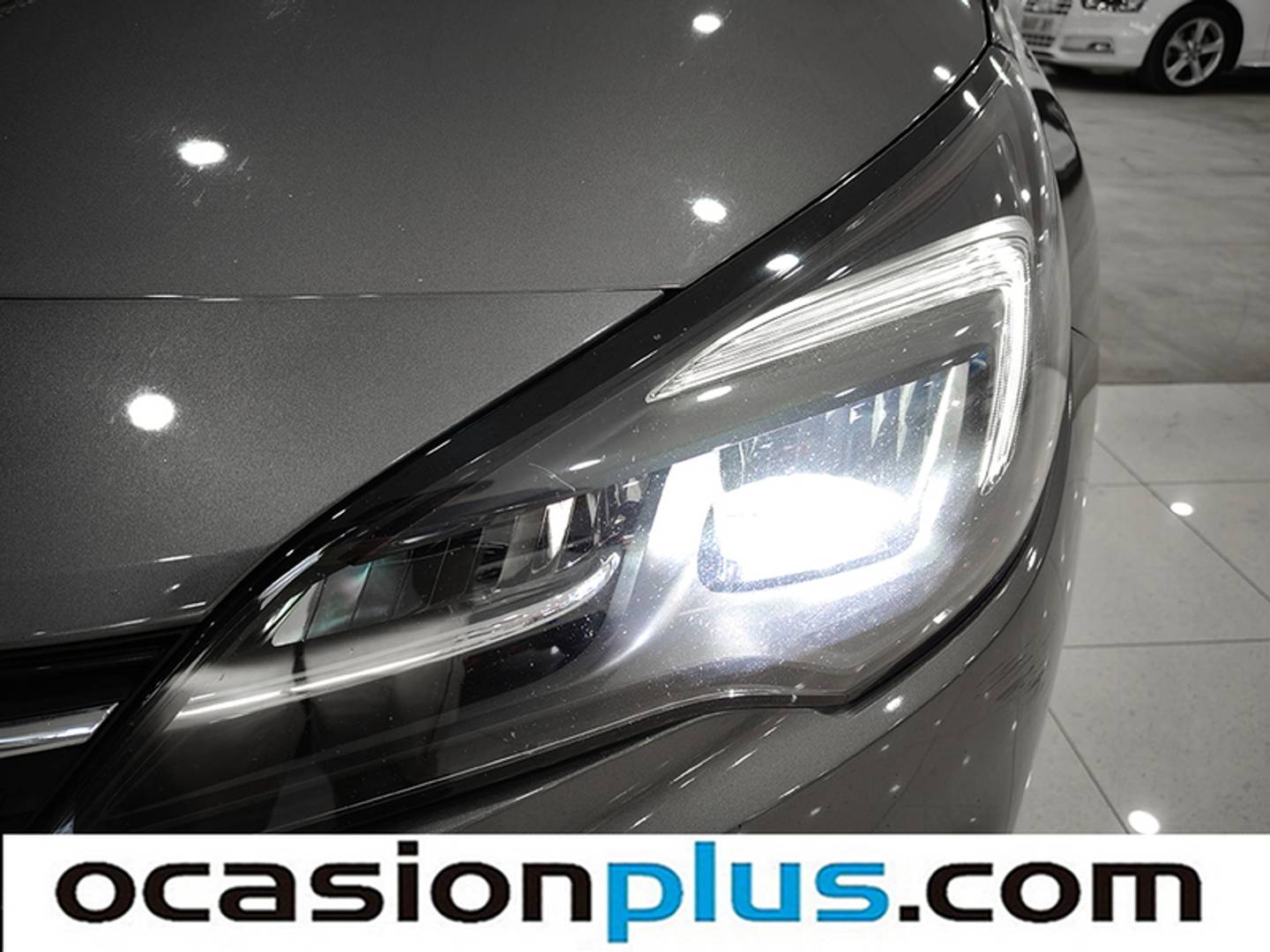 Foto Opel Astra Opel Astra 1.4 Turbo SHT Elegance CVT Auto (145 CV)