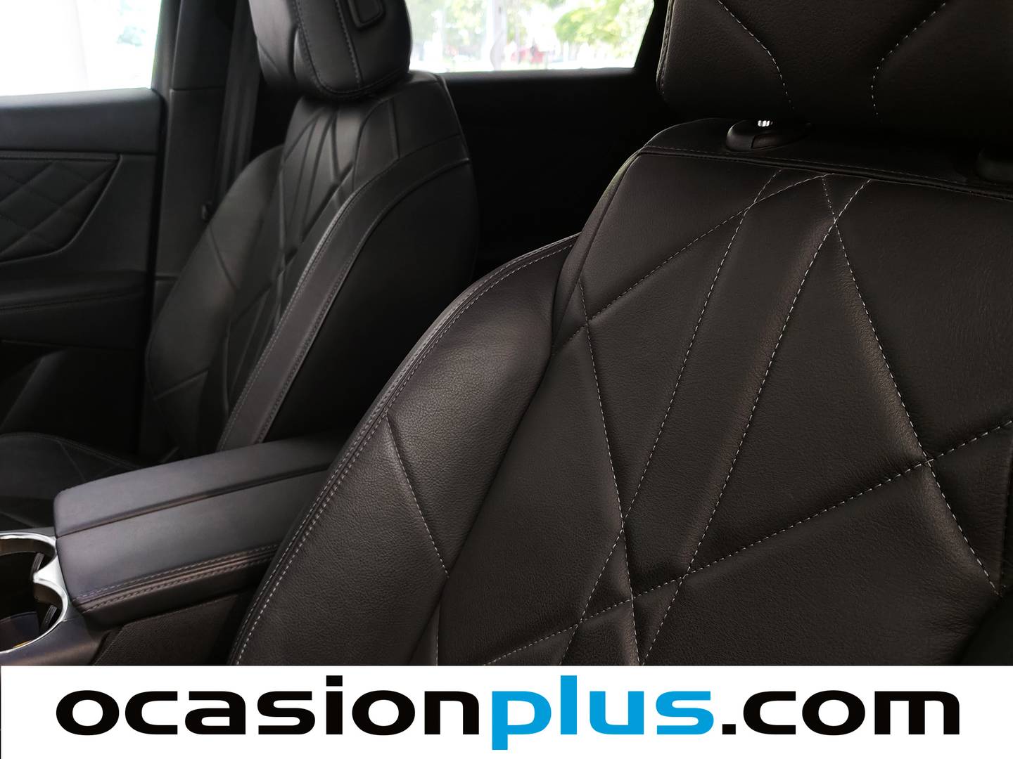 Equipamiento del DS DS 7 Crossback E-Tense DS DS7 Crossback E-Tense 300 Grand Chic 4WD Auto (300 CV)