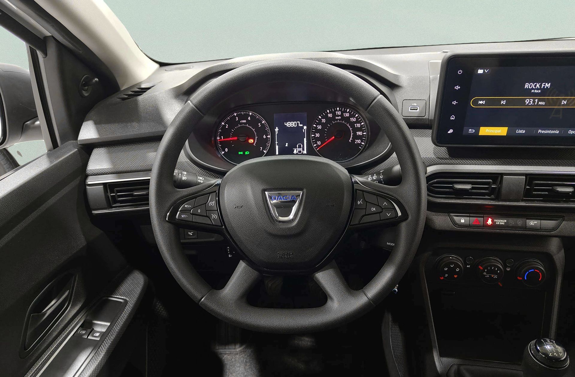 Dacia Sandero Essential SCe - foto 21