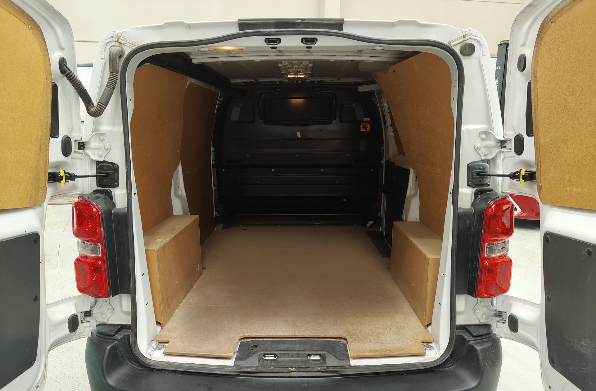 Toyota Proace Furgon 1.5D GX Plus L1 - foto 12