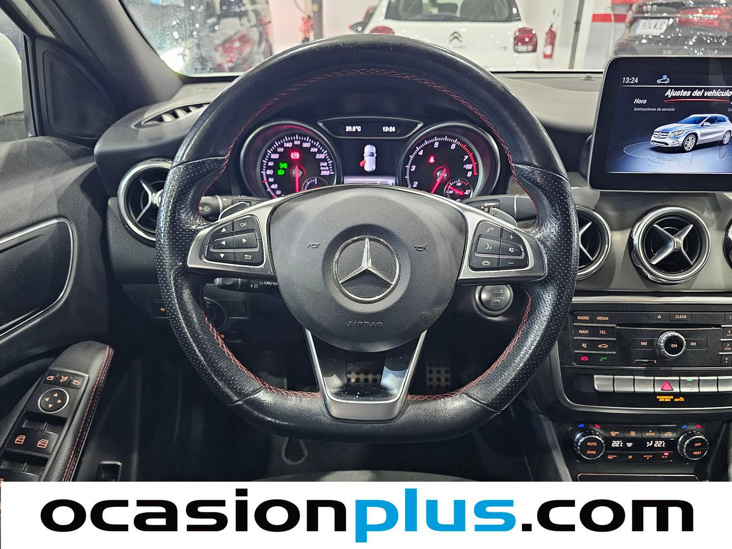Mercedes GLA Mercedes GLA 180 (122 CV) Pack AMG 122cv