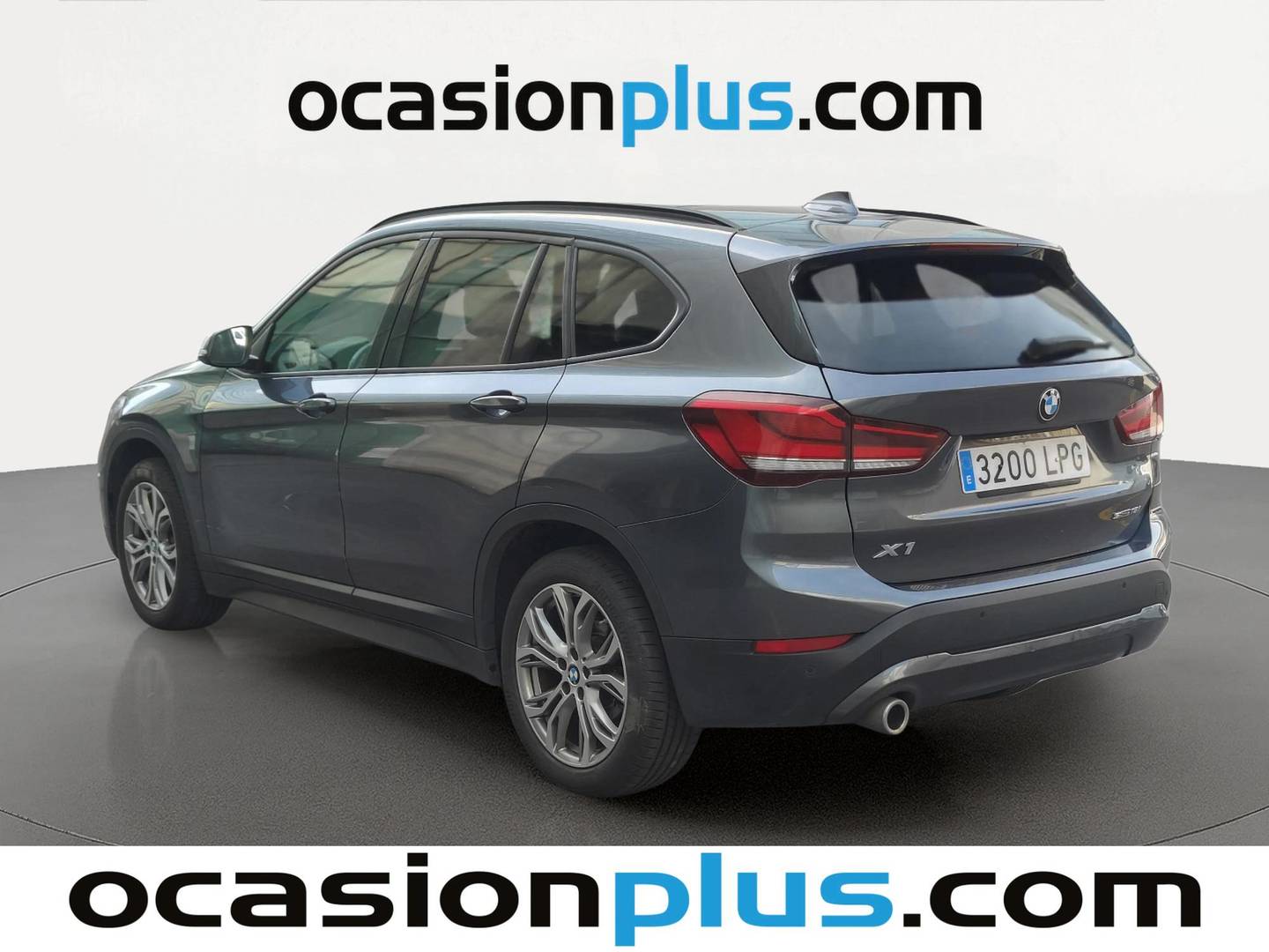 Foto trasera BMW X1 BMW X1 sDrive18i (140 CV) izquierda