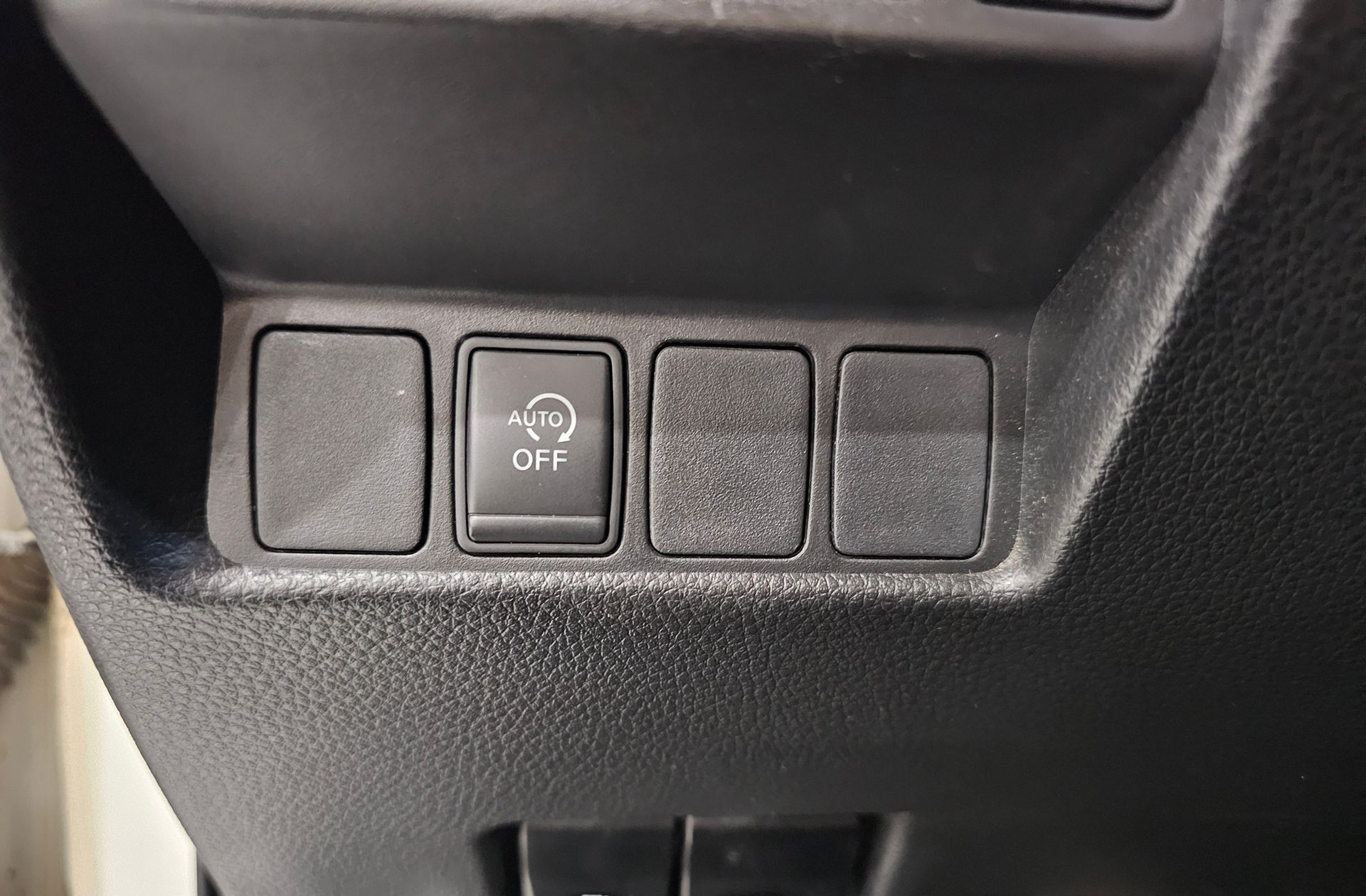 Nissan Qashqai DIG-T 140 Acenta 4x2 - foto 12