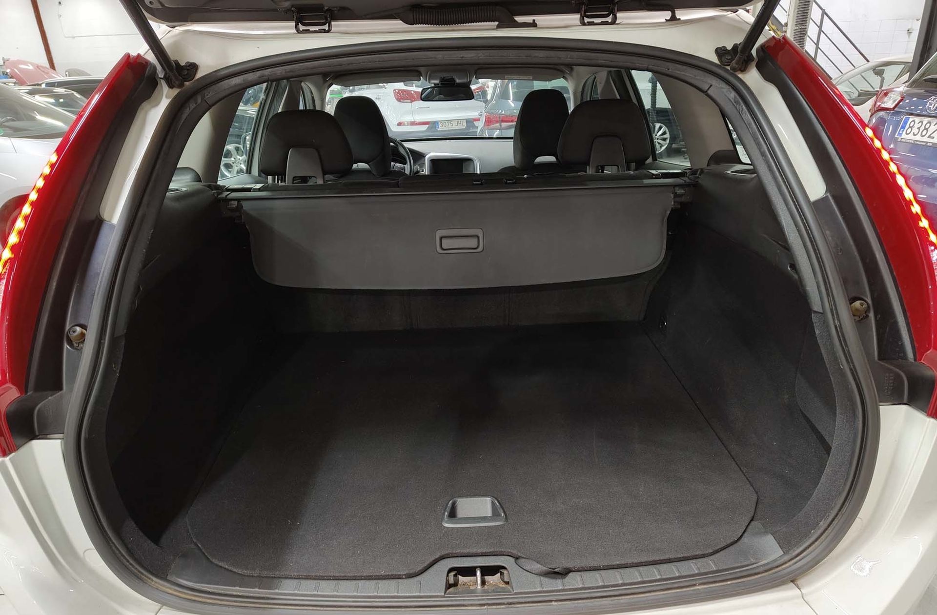 Volvo XC60 D3 Kinetic - foto 14