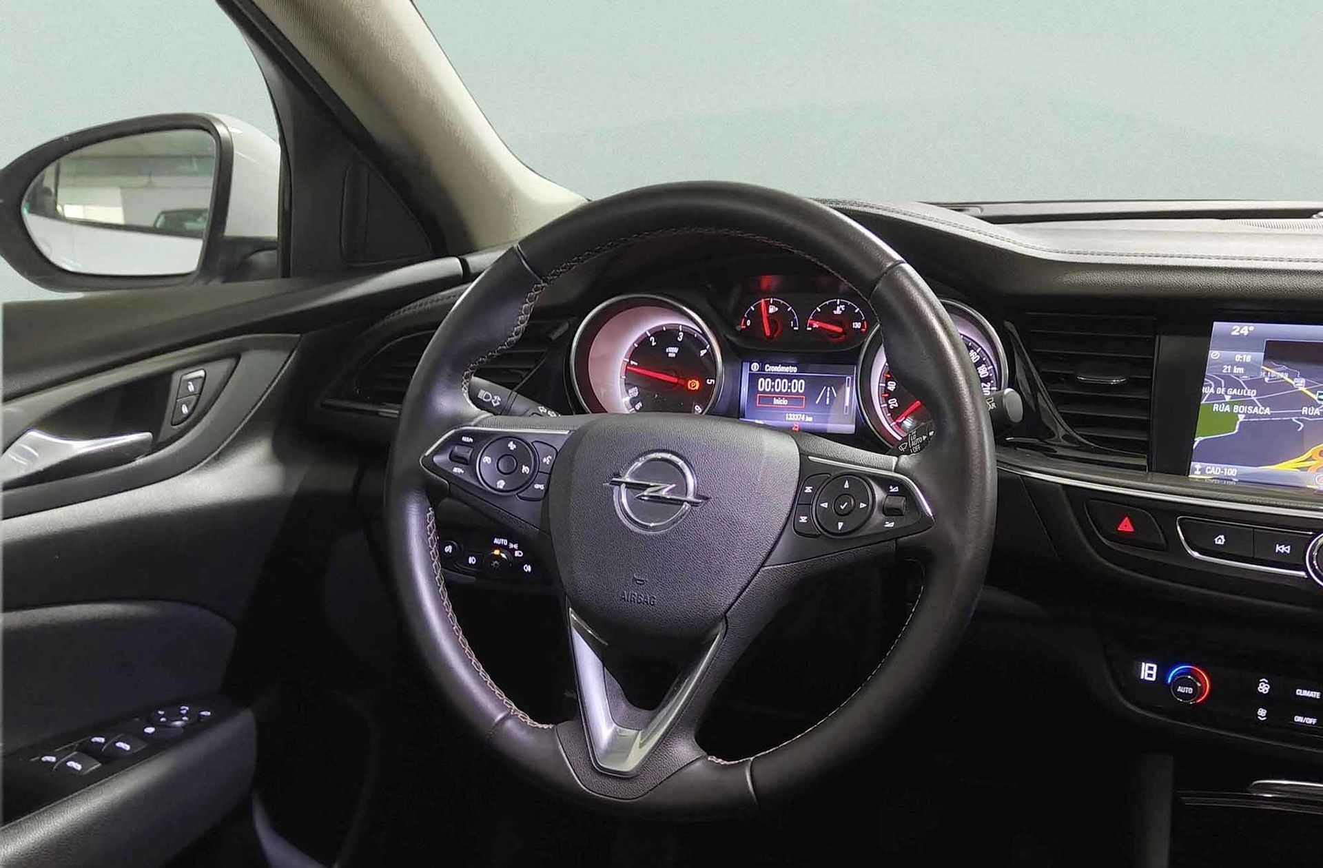Opel Insignia 1.6 CDTI Turbo D Selective - foto 25