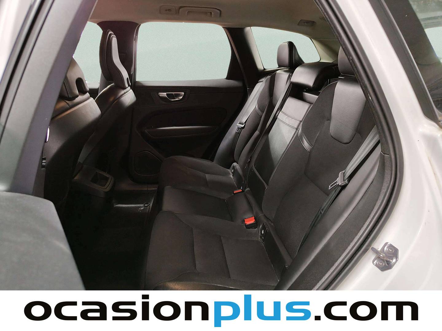 Foto asientos traseros Volvo XC60 Volvo XC60 D4 Business Plus Auto (190 CV)