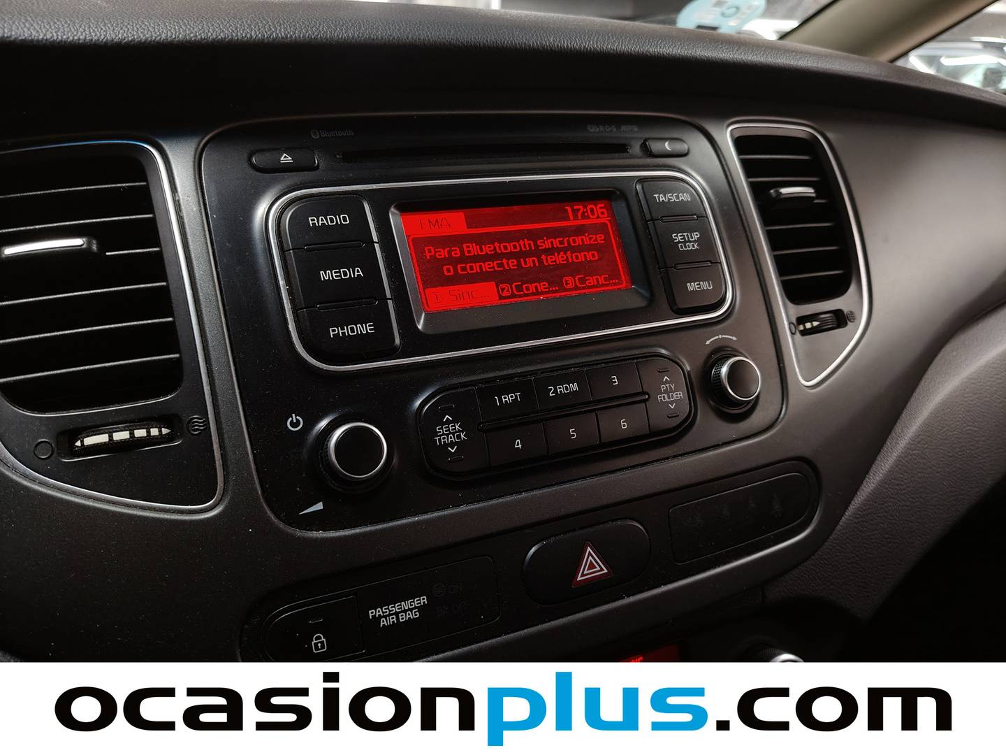 Equipamiento del KIA Carens KIA Carens 1.6 GDi Concept (135 CV)