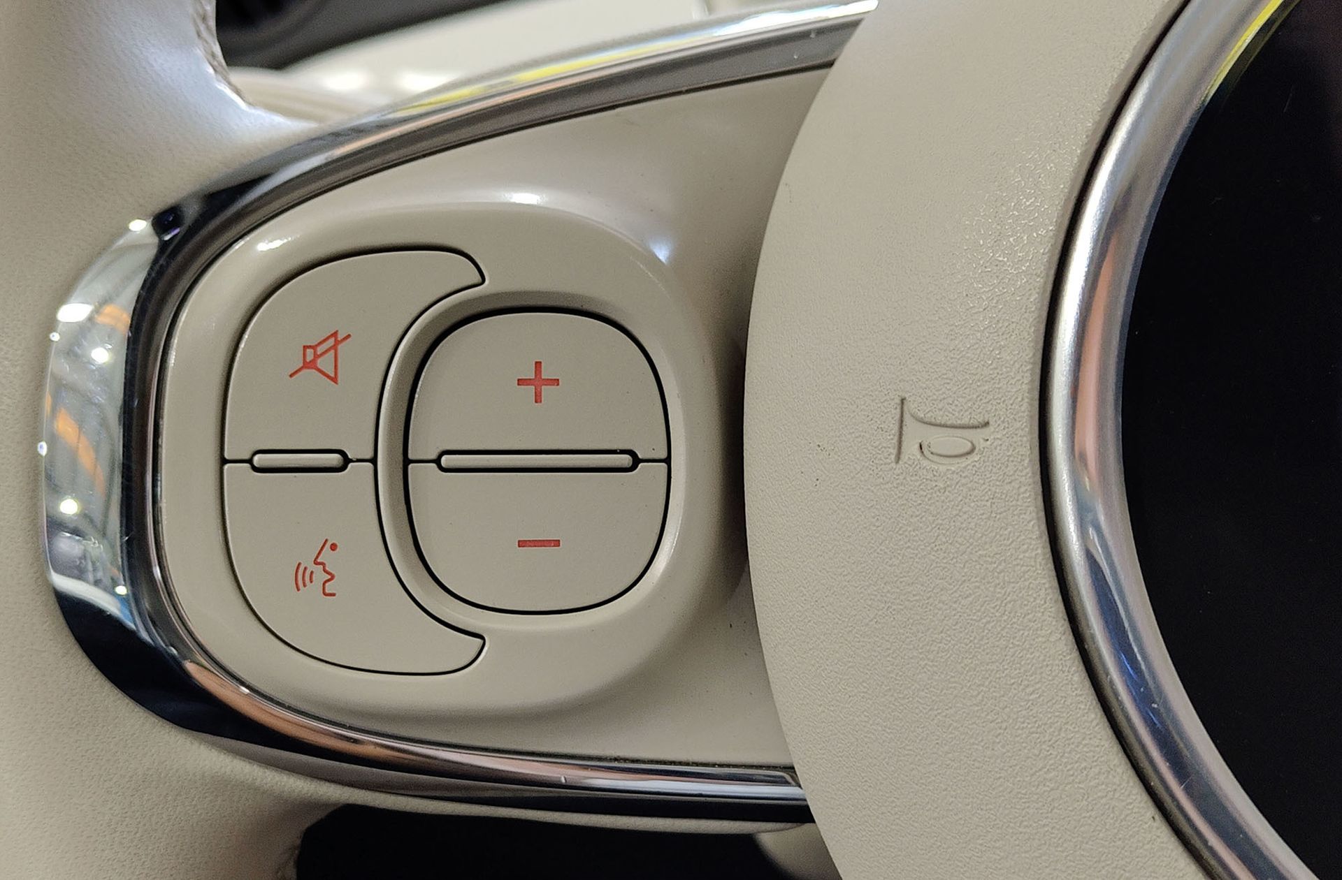 Fiat 500 1.0 Hybrid Dolcevita - foto 24