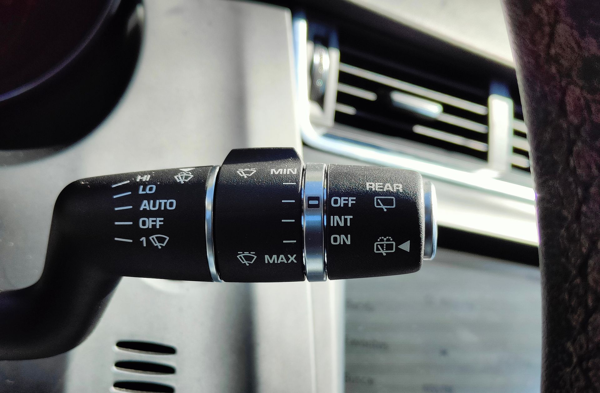 Jaguar E-Pace 2.0D - foto 27