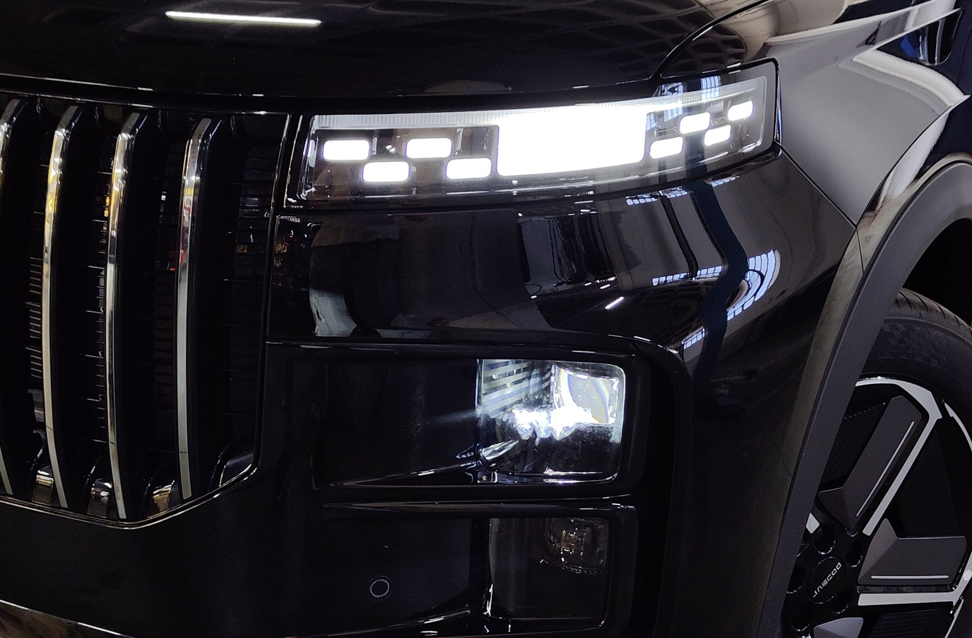 Jaecoo 7 1.5 T-GDi PHEV +1DHT Select FWD - foto 18