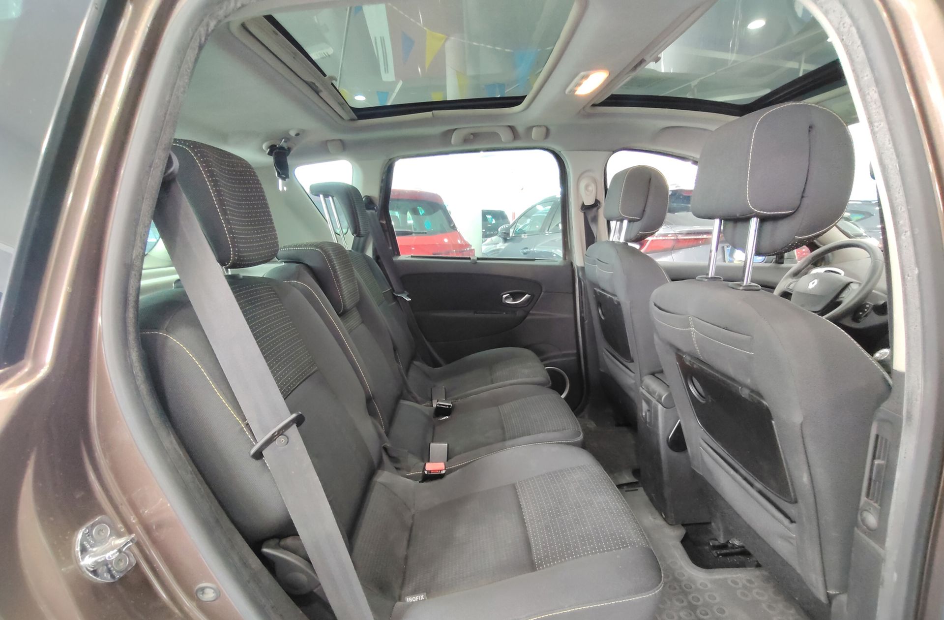 Renault Scénic 1.9 dCi Family Edition - foto 15