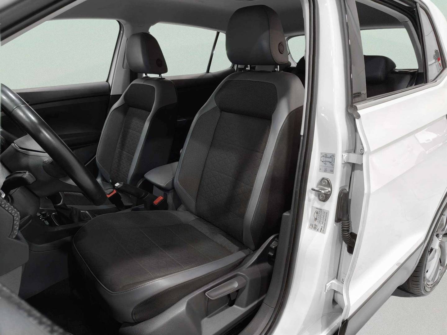 Foto asientos delanteros Volkswagen T-Cross Volkswagen T-Cross Sport 1.5 TSI (150 CV) DSG