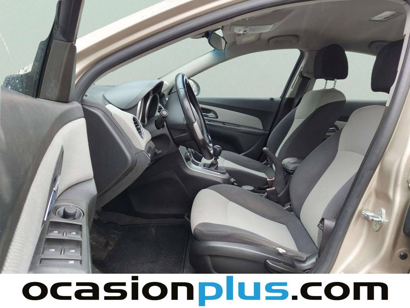 Foto Chevrolet Cruze Chevrolet Cruze 1.6 LS+ Clima (124 CV)