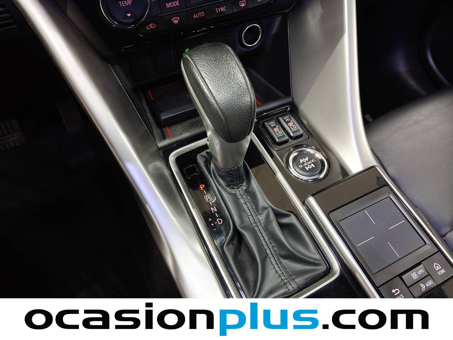 Foto Mitsubishi Eclipse Cross Mitsubishi Eclipse Cross 150T Kaiteki 4WD CVT (163 CV)