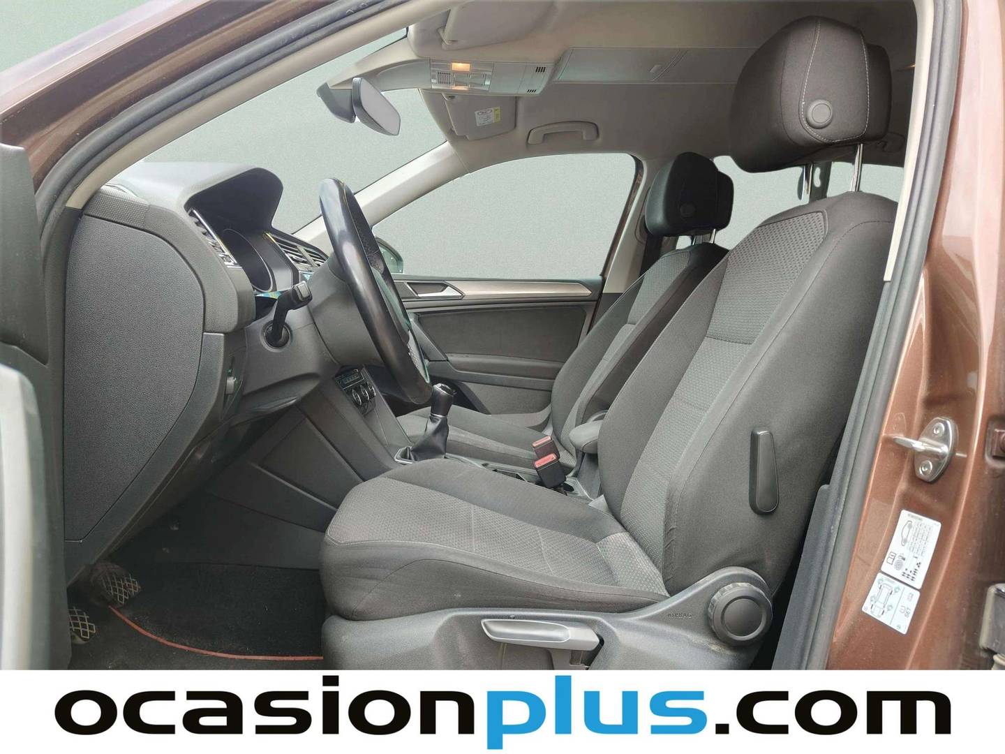 Foto asientos delanteros Volkswagen Tiguan Allspace Volkswagen Tiguan Allspace Advance 2.0 TDI (150 CV)7 Plazas