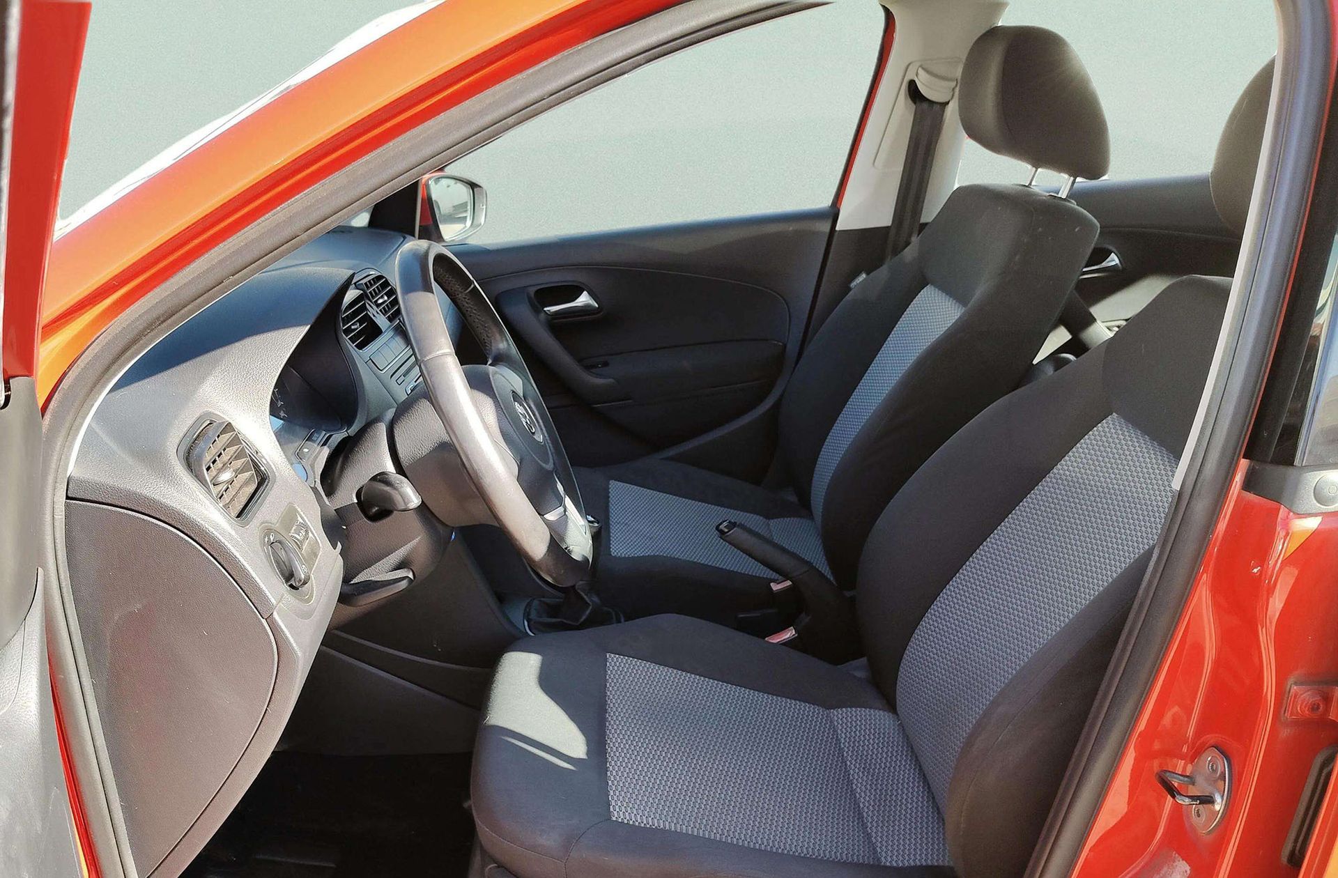 Volkswagen Polo Advance 1.2 - foto 8