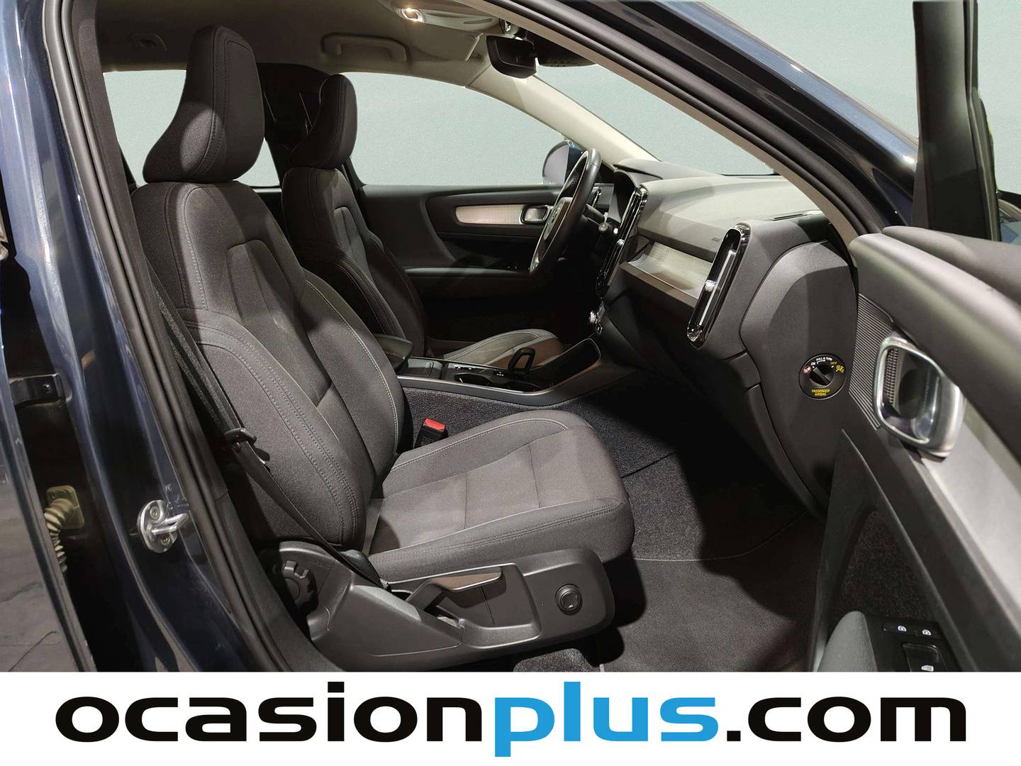 Volvo XC40 Volvo XC40 T2 Momentum Pro Auto (129 CV) km 0
