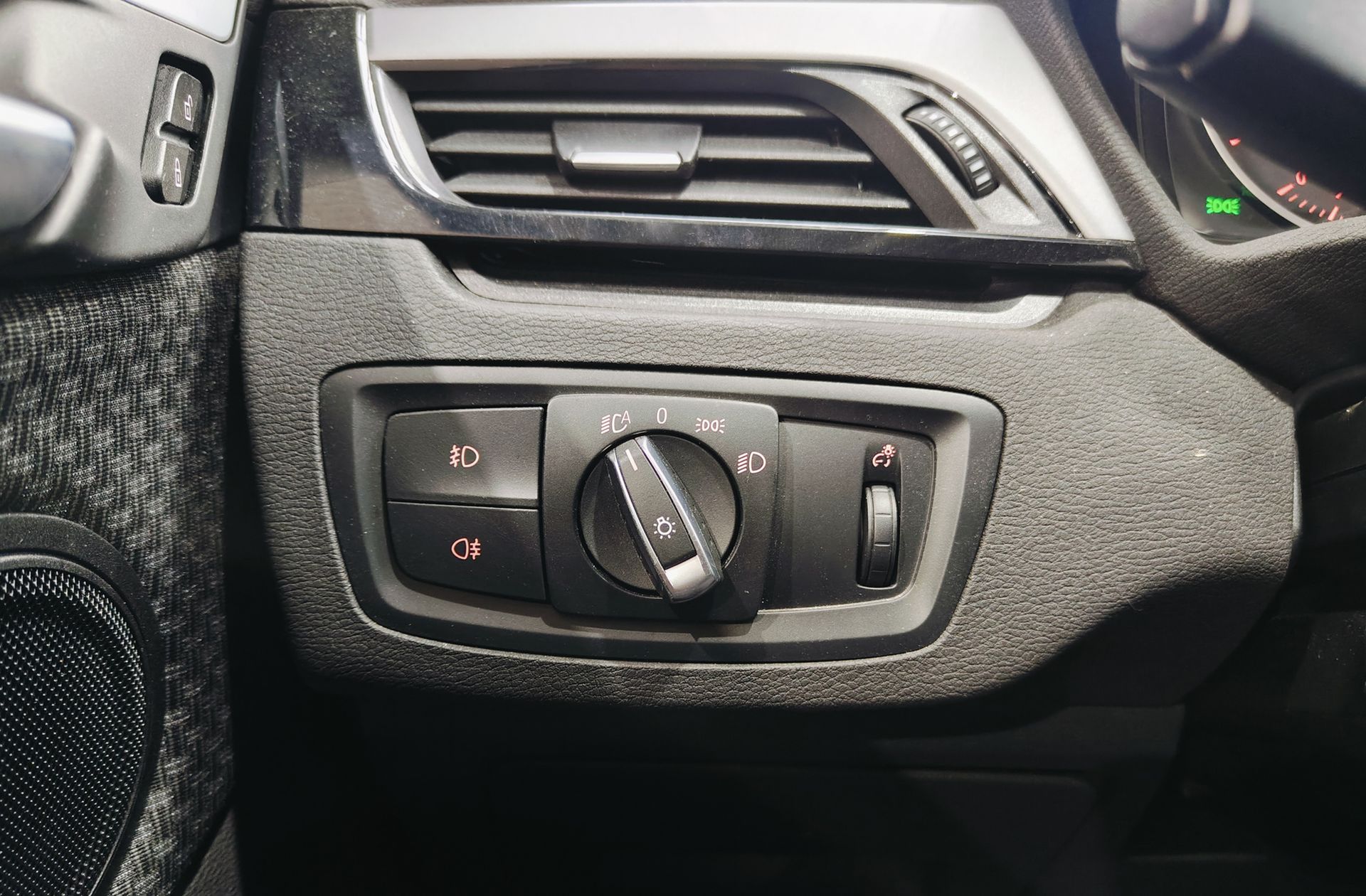 BMW X1 sDrive20i - foto 11