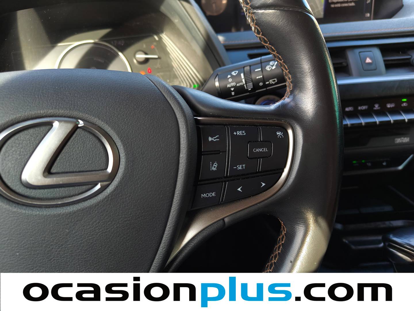 Lexus UX Lexus UX UX 250h Luxury (184 CV) km 0
