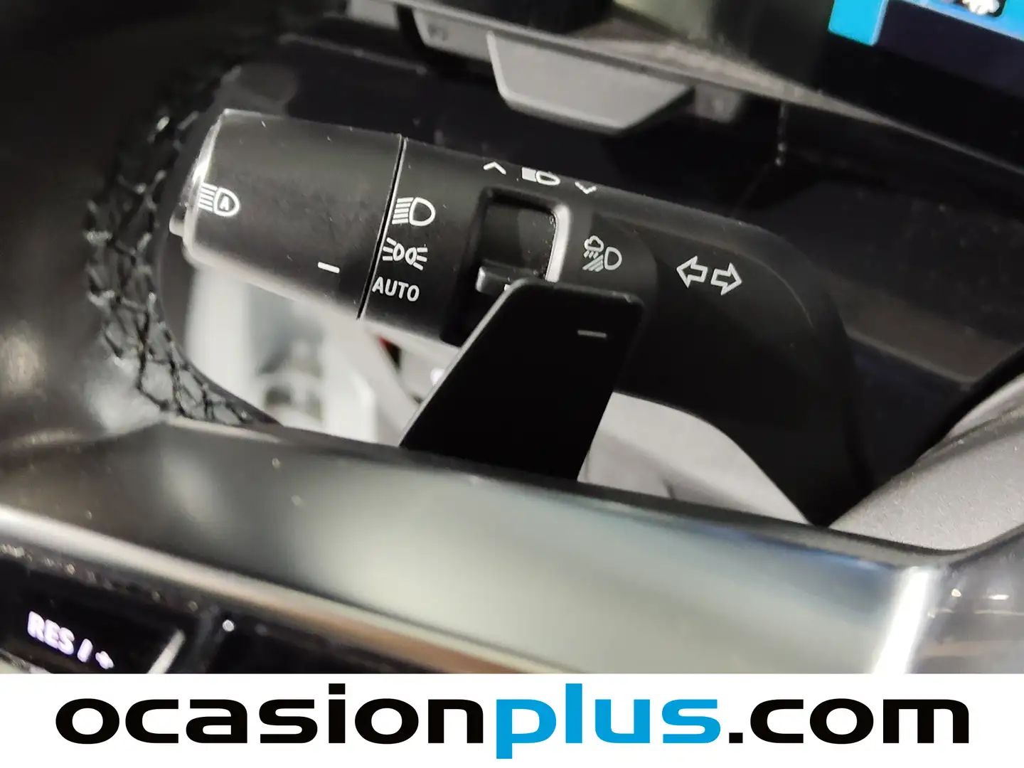 Foto Renault Espace Renault Espace E-Tech 200 full hybrid Iconic (200 CV) 7 Plazas